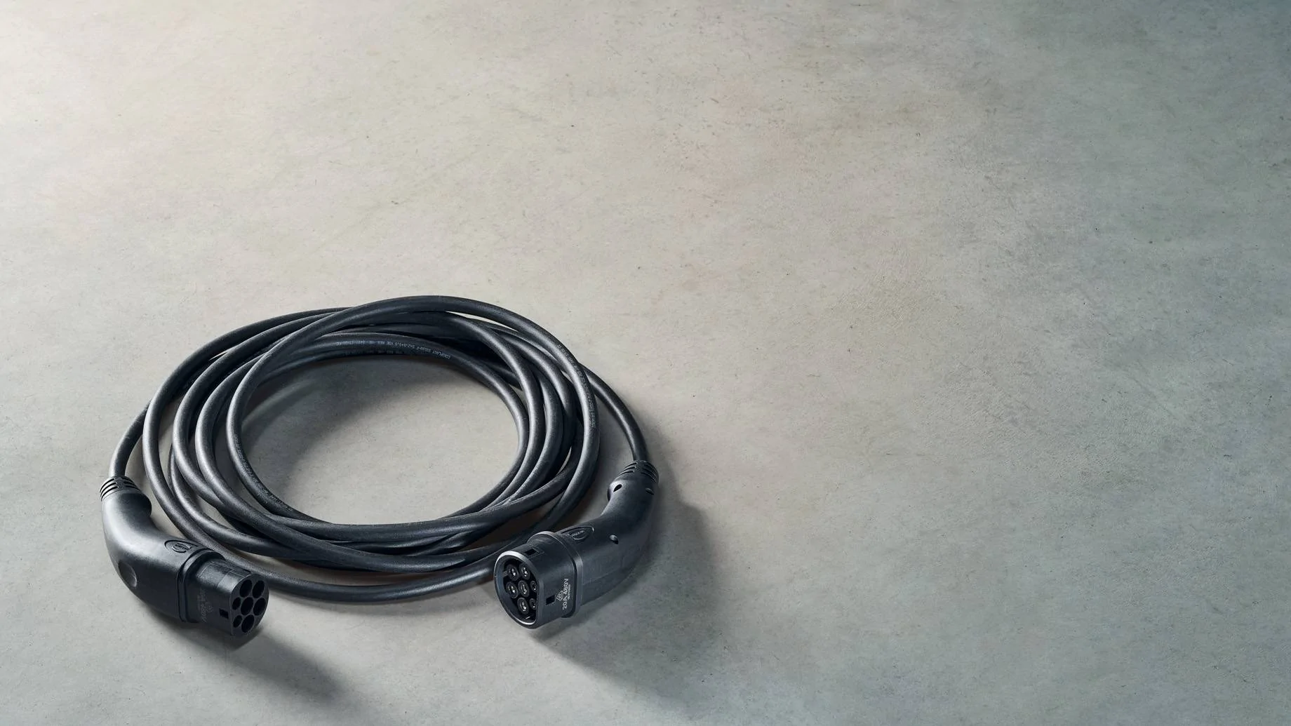 Porsche Taycan Taycan Optional Type 2 Cable detail_M76H_l_0