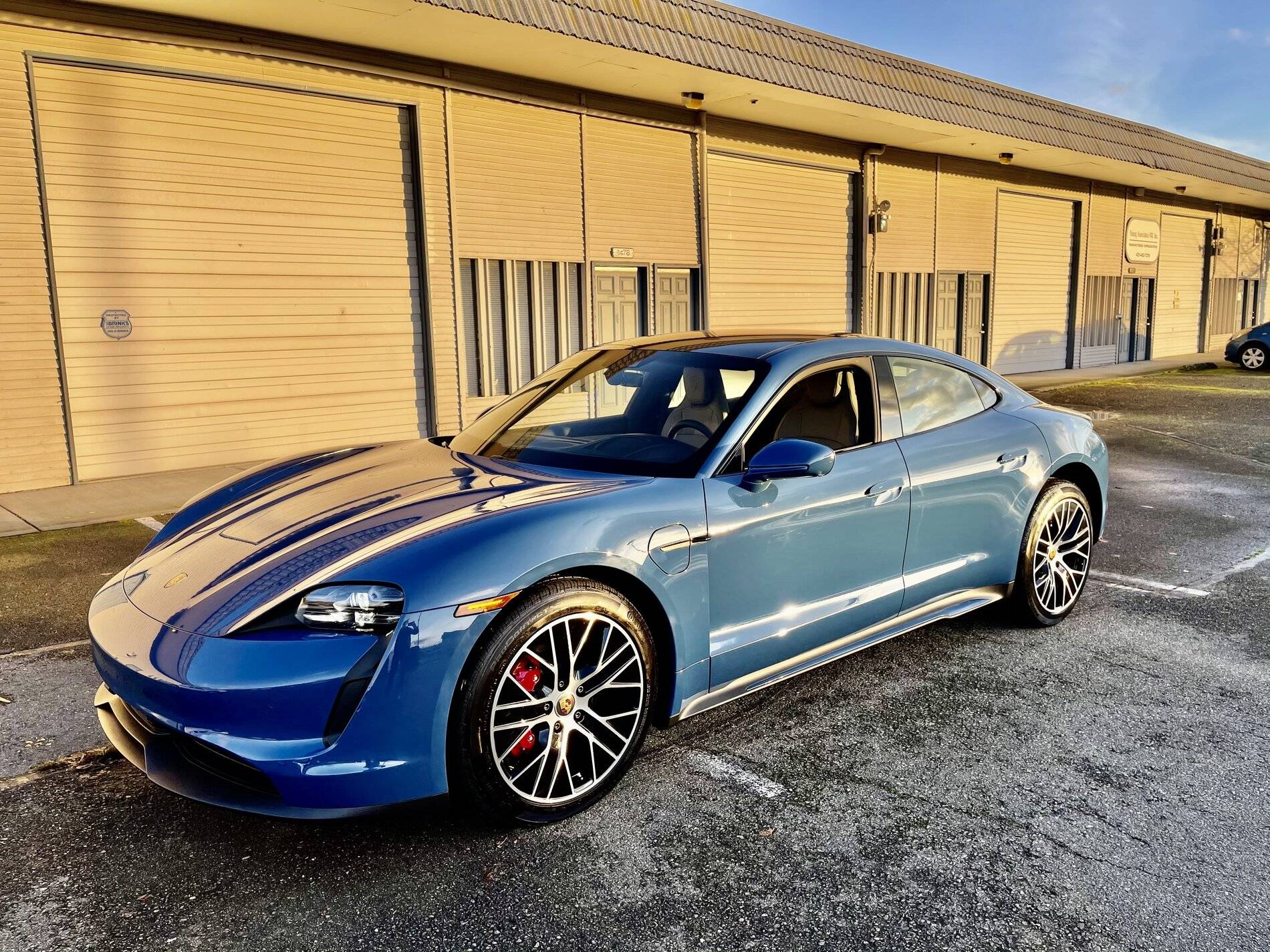 Porsche Taycan Official Taycan Owners Registry 890E1F38-4DDC-4F3F-BC18-950949628F72