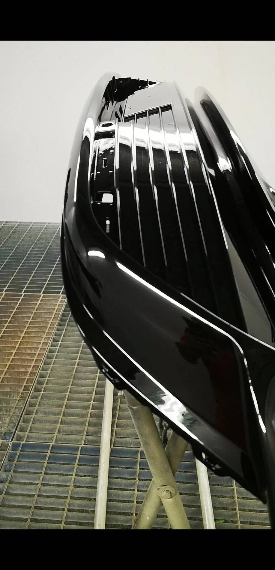 Porsche Taycan Is the Taycan 4S lower front bumper wrappable? Screenshot_20201224_165757_com.huawei.himovie.overseas