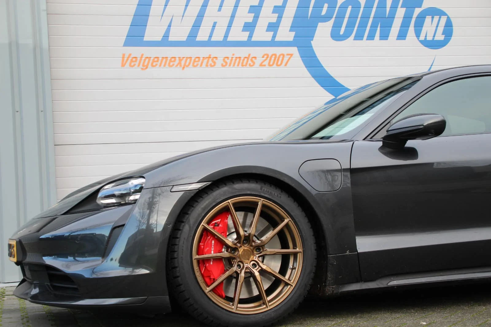 Porsche Taycan Aftermarket wheels for Taycan Taycan 20 inch Vossen aftermarket wheels 3
