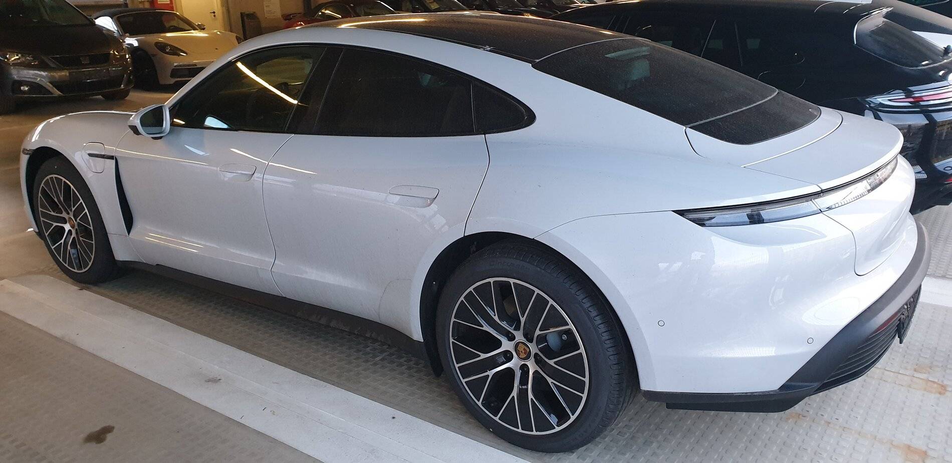 Porsche Taycan ICE GREY Taycan Club 20201229_155514