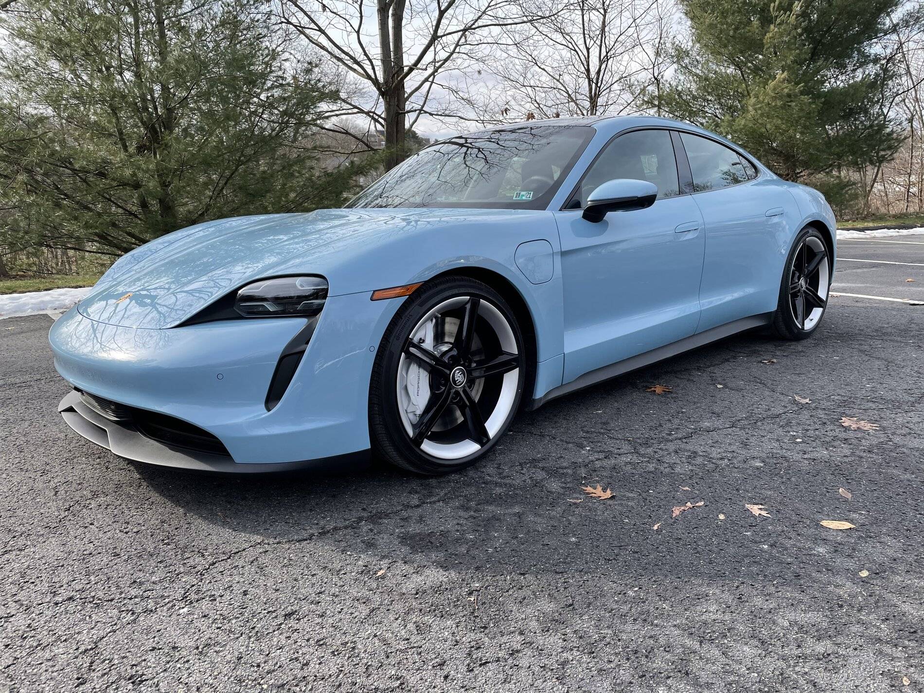 Porsche Taycan Pittsburgh PA Taycan owners 63218232-3679-4A77-9D63-2C19D466C35D