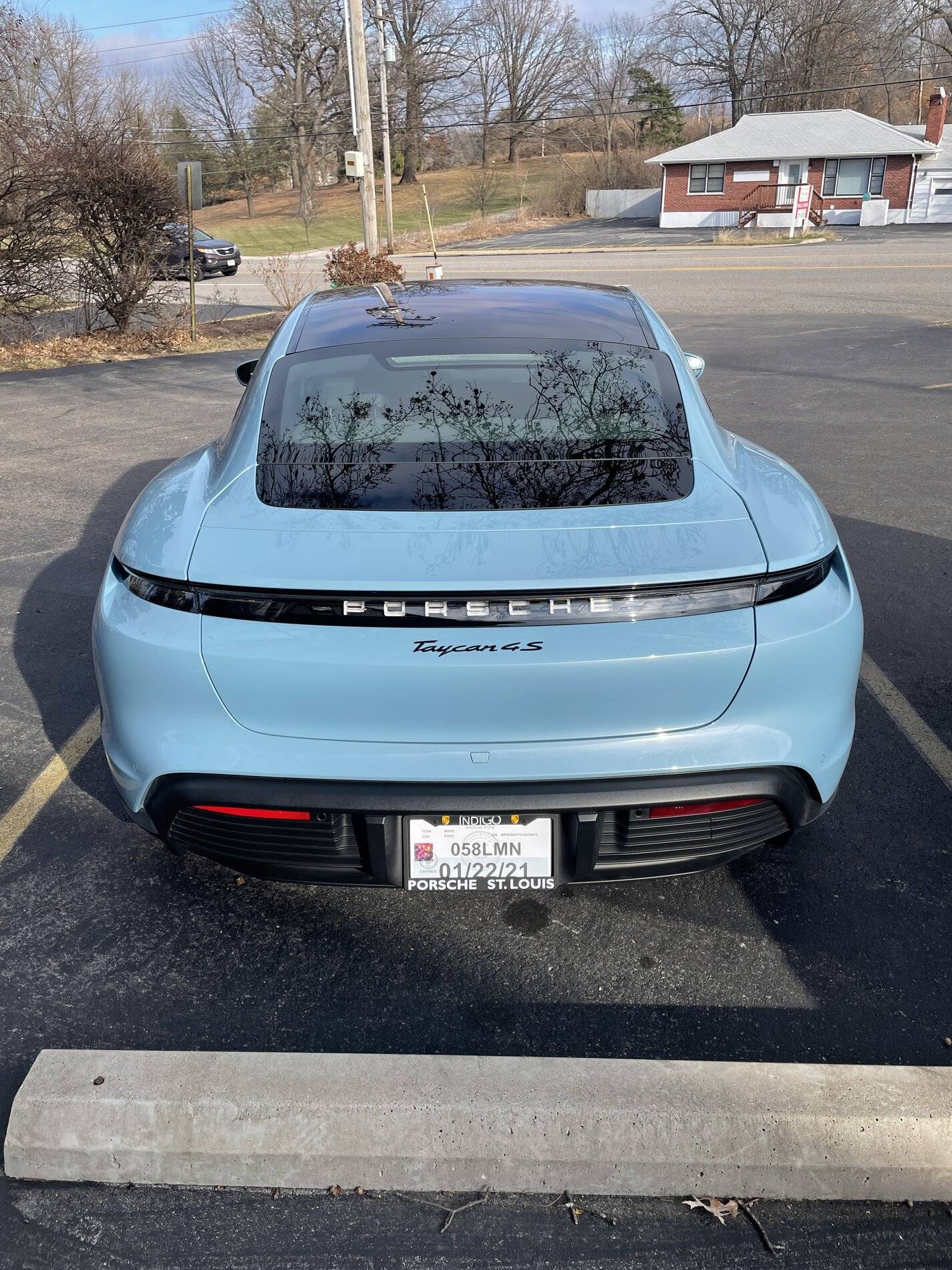 Porsche Taycan FROZEN BLUE Taycan Club 2EAECADD-076C-4EE6-84D8-B2E757083BCA