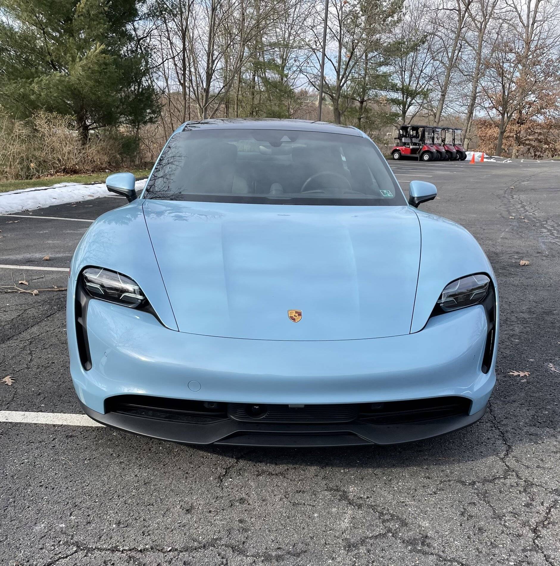 Porsche Taycan FROZEN BLUE Taycan Club 3C504542-E156-4EC7-97FE-048C61E65E7B