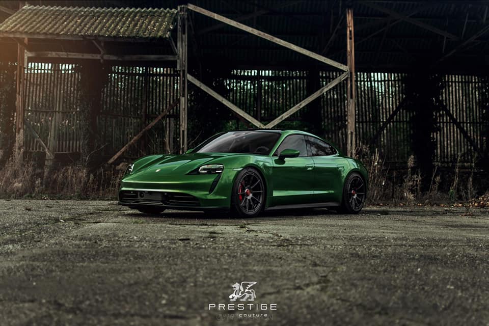 Porsche Taycan MAMBA GREEN Taycan Club Taycan Prestige Auto Couture Wheels PM-1 20%22 Deep concave Centerlock caps 6