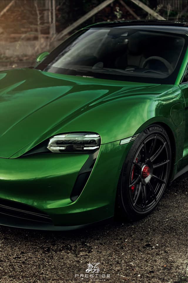 Porsche Taycan MAMBA GREEN Taycan Club Taycan Prestige Auto Couture Wheels PM-1 20%22 Deep concave Centerlock caps 13