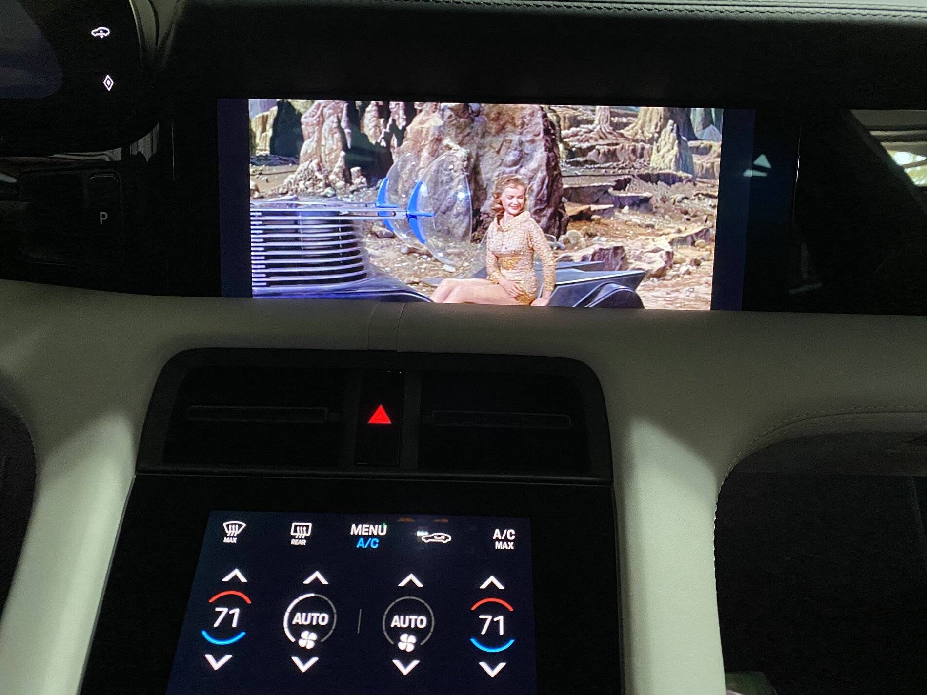 Porsche Taycan How to play VIDEOS in the Taycan's PCM Screen 10B238D8-58FC-4864-A8D4-11C575AD077D