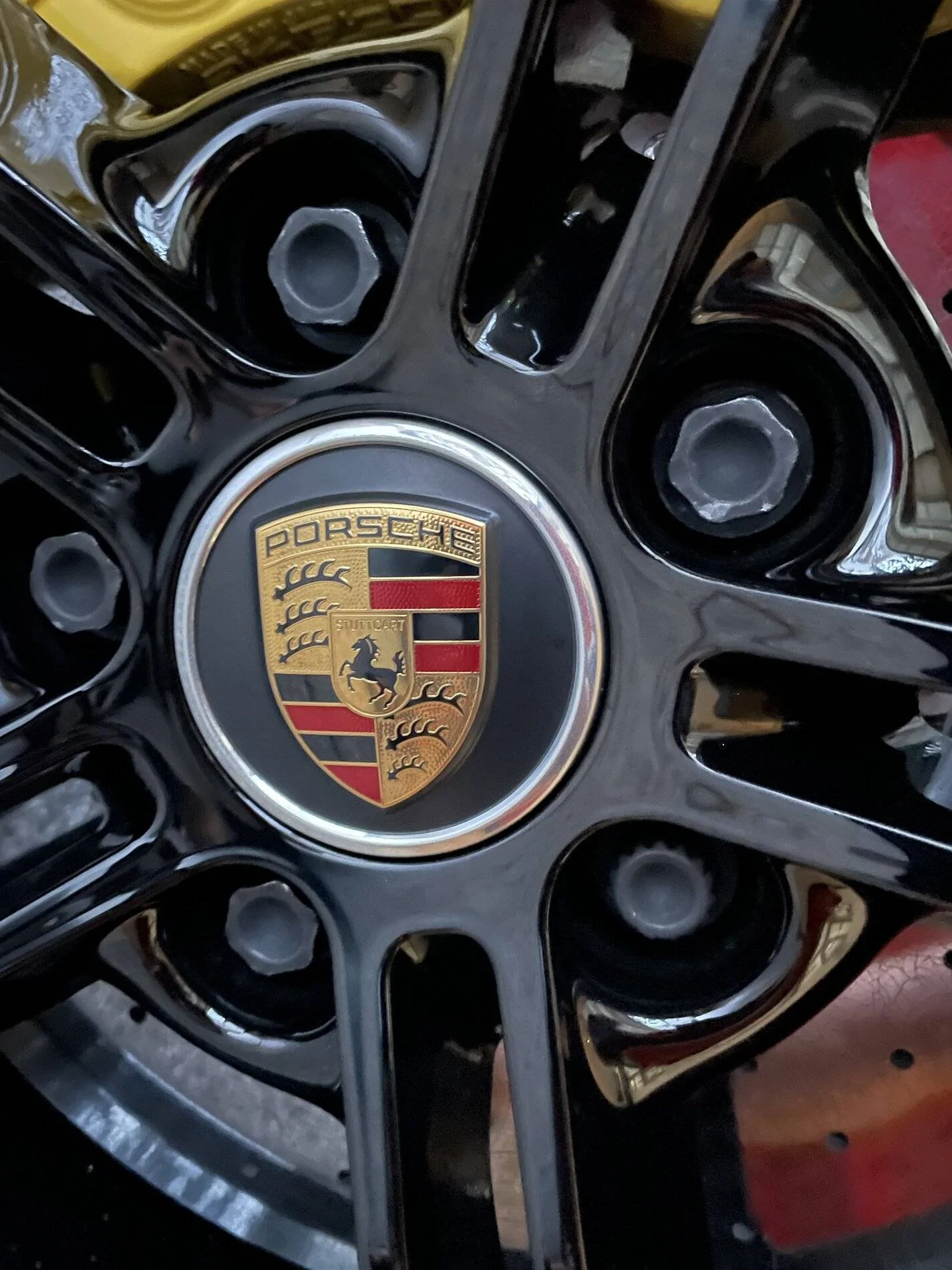 Porsche Taycan Center Caps for Porsche Wheels? F06D622D-D61E-4748-B2A8-A4F8B9EB1C0B