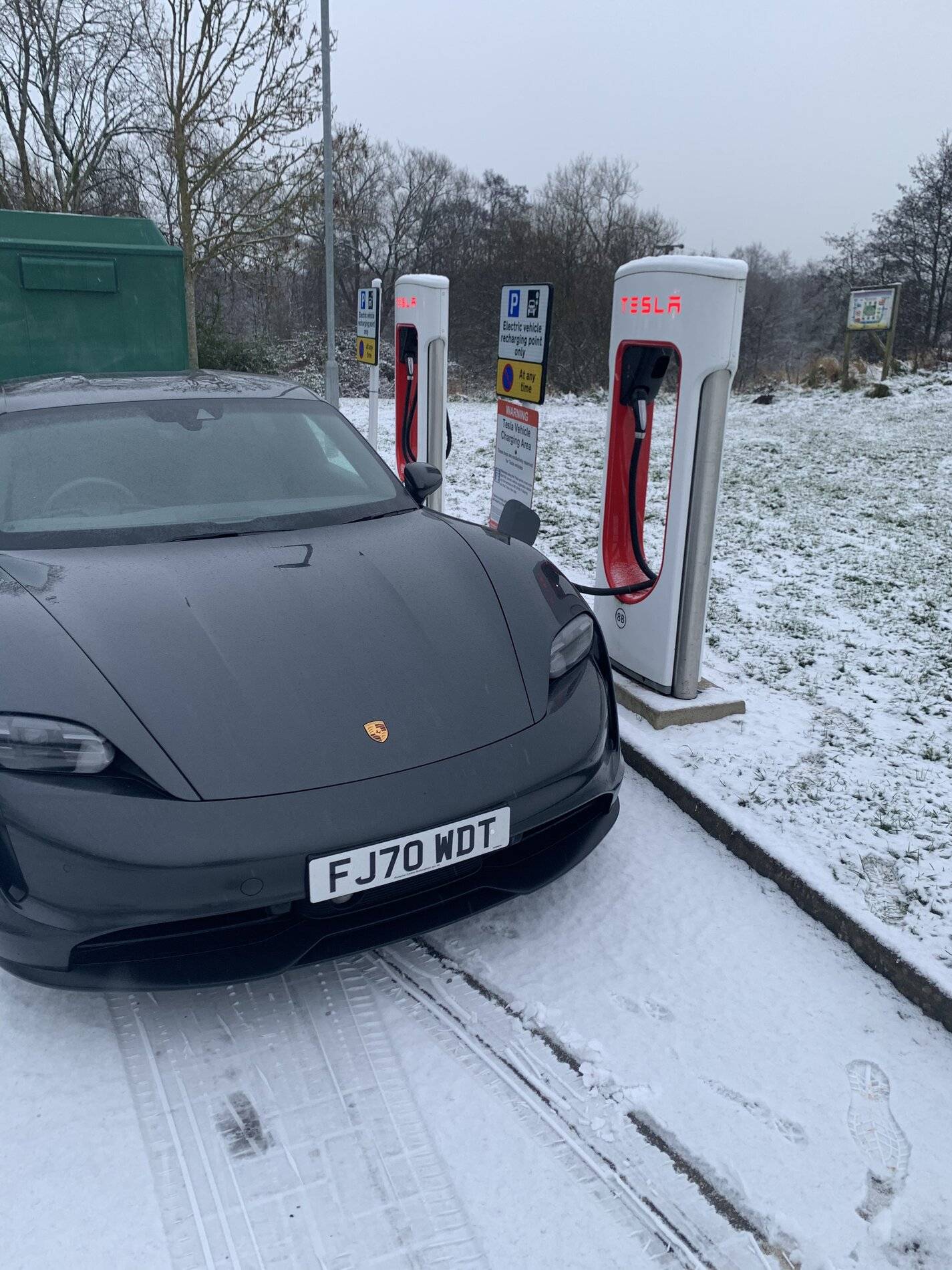 Porsche Taycan Tesla charger fail 4A76F13F-C178-4858-ABA2-22945B7BAC6D