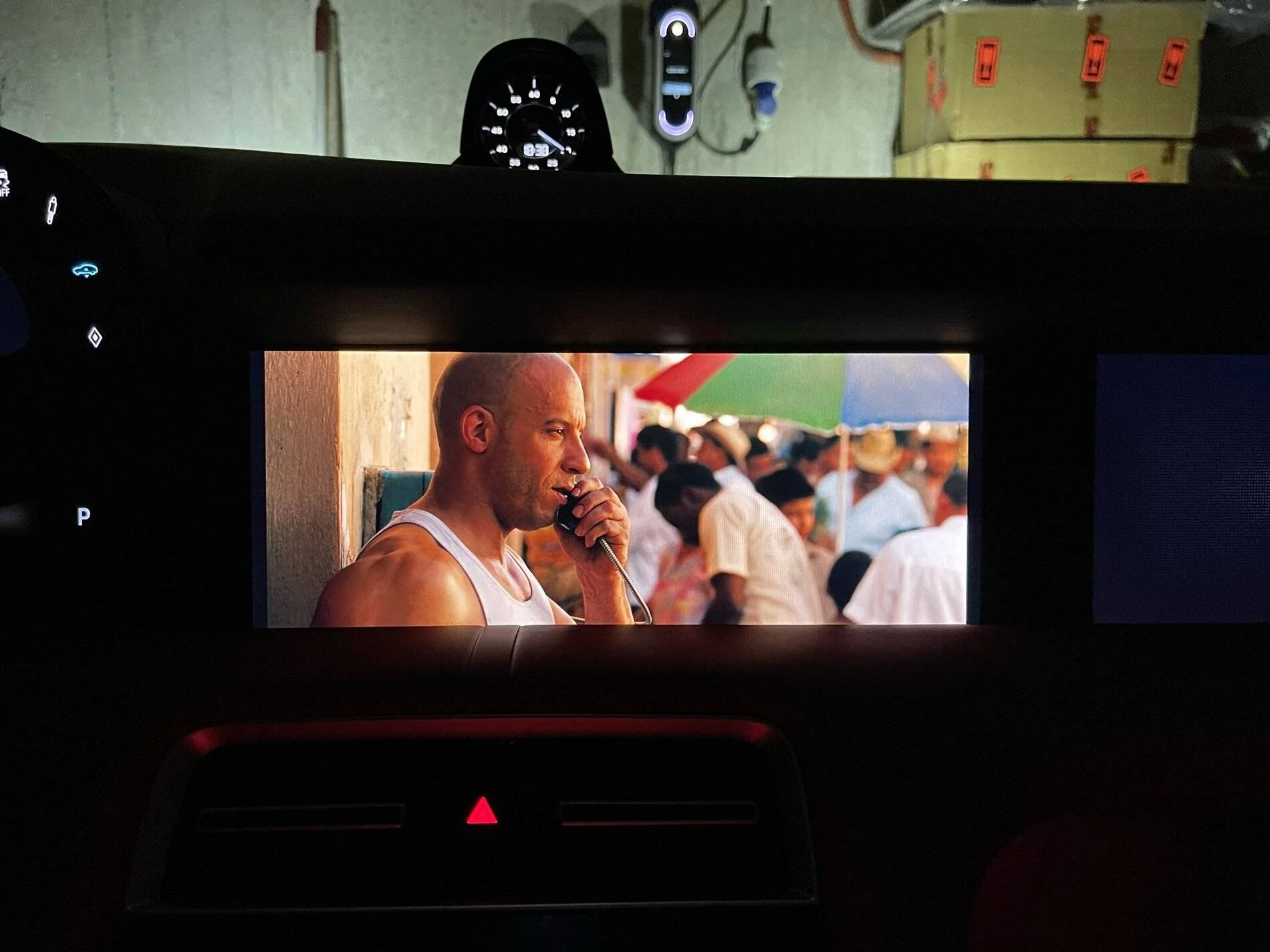 Porsche Taycan How to play VIDEOS in the Taycan's PCM Screen IMG_0401