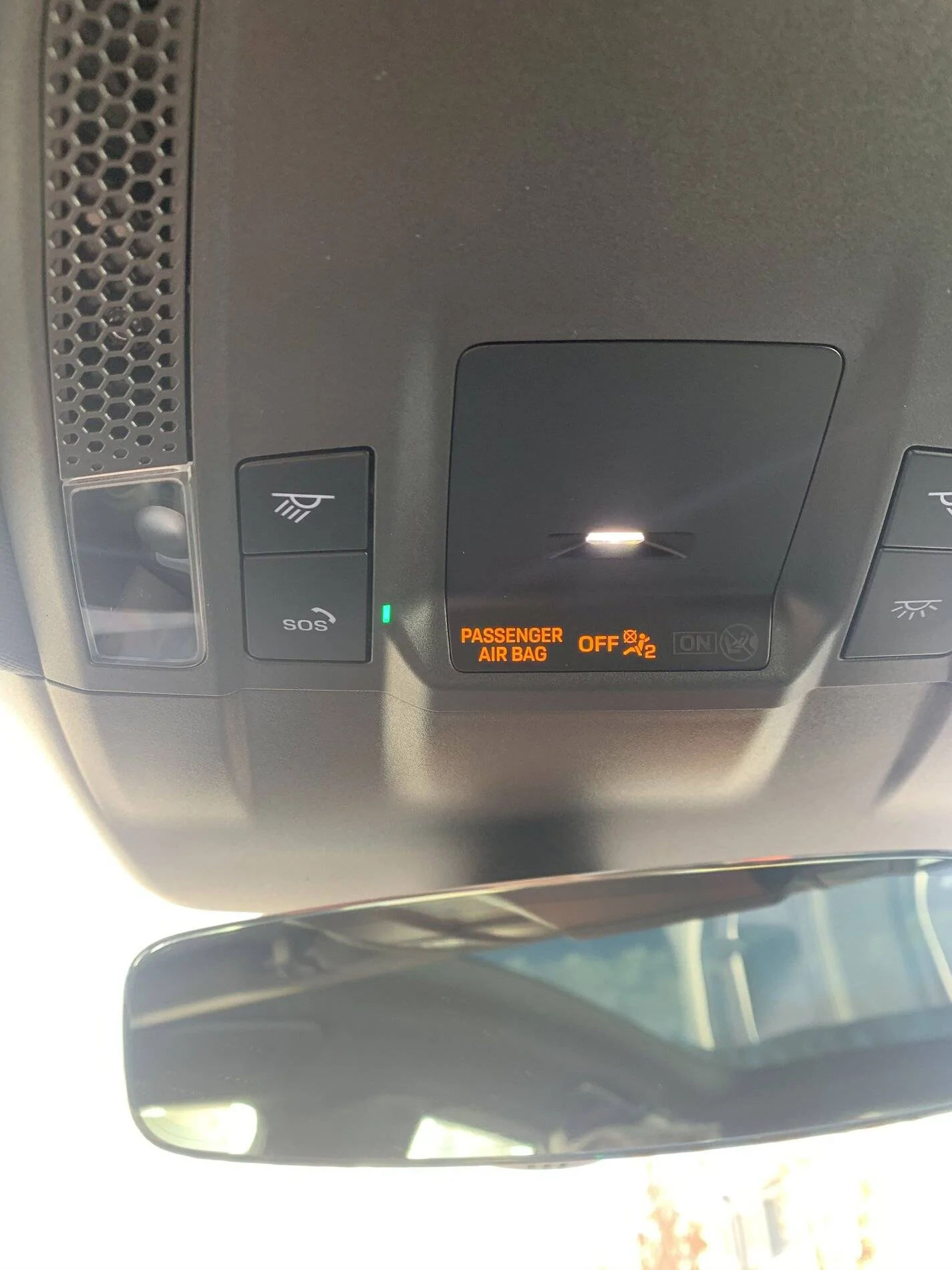 Porsche Taycan Emergency Call function error A1D909E1-87B0-4766-A9DA-81168F80C8DA