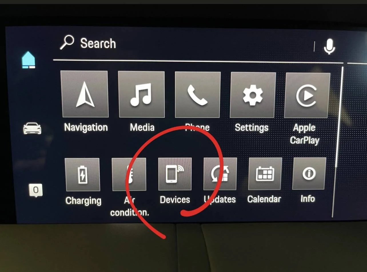 Porsche Taycan Dealer says no wireless CarPlay for 2021 Taycan? 61BFA209-C17D-4693-A2D0-4C71323753BC