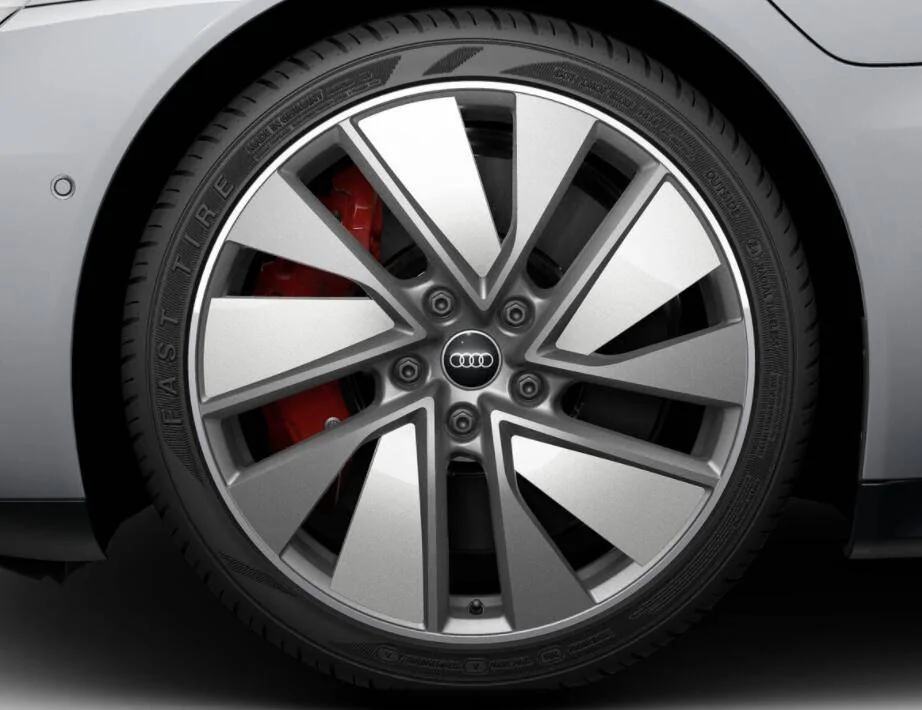 Porsche Taycan 2021 Audi RS e-tron GT Prototype Review Screenshot 2021-02-10 at 08.51.35