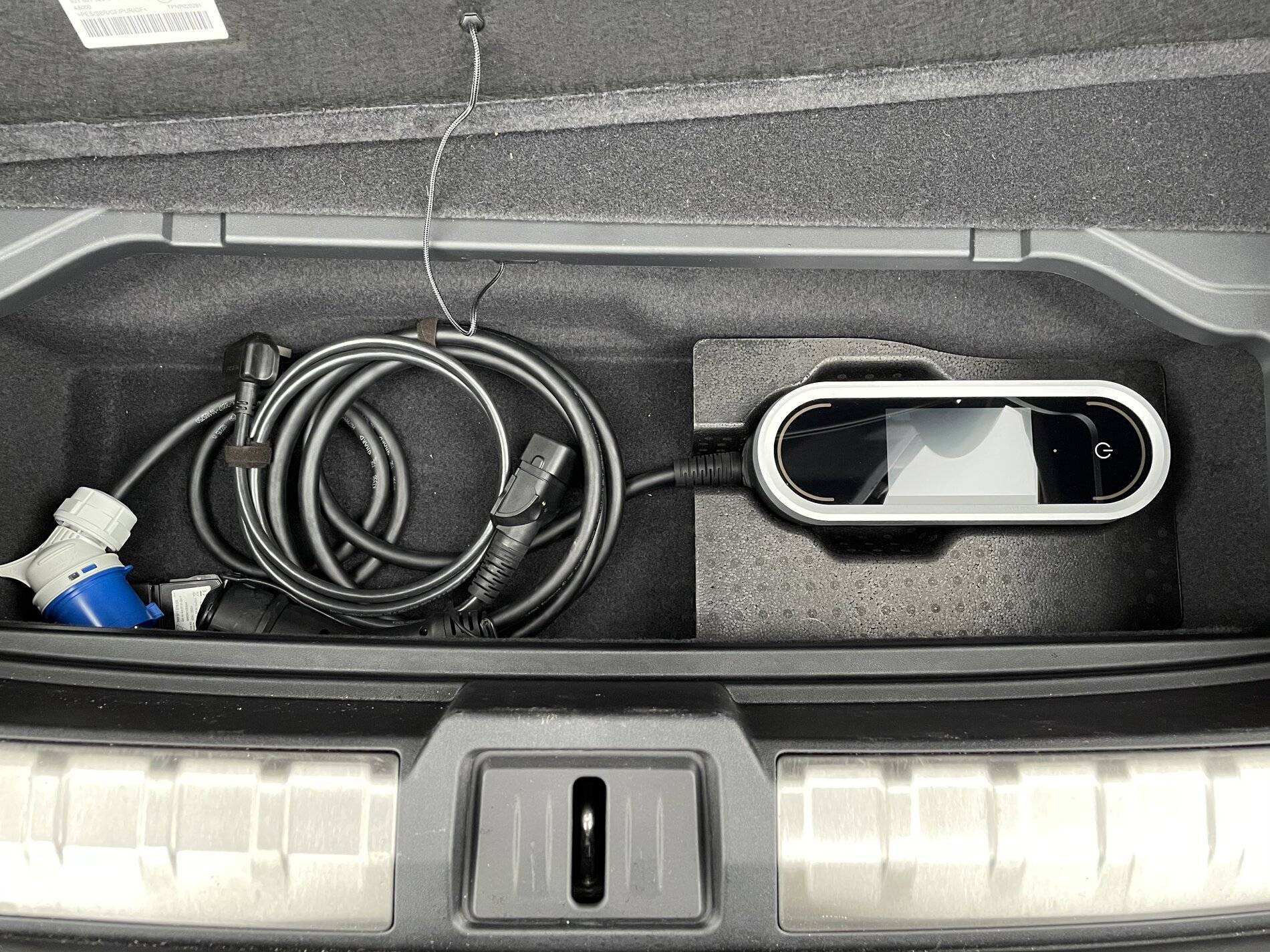 Porsche Taycan What’s this space for? B168A4D1-5F91-4CDD-96CC-9B7CA61C187E