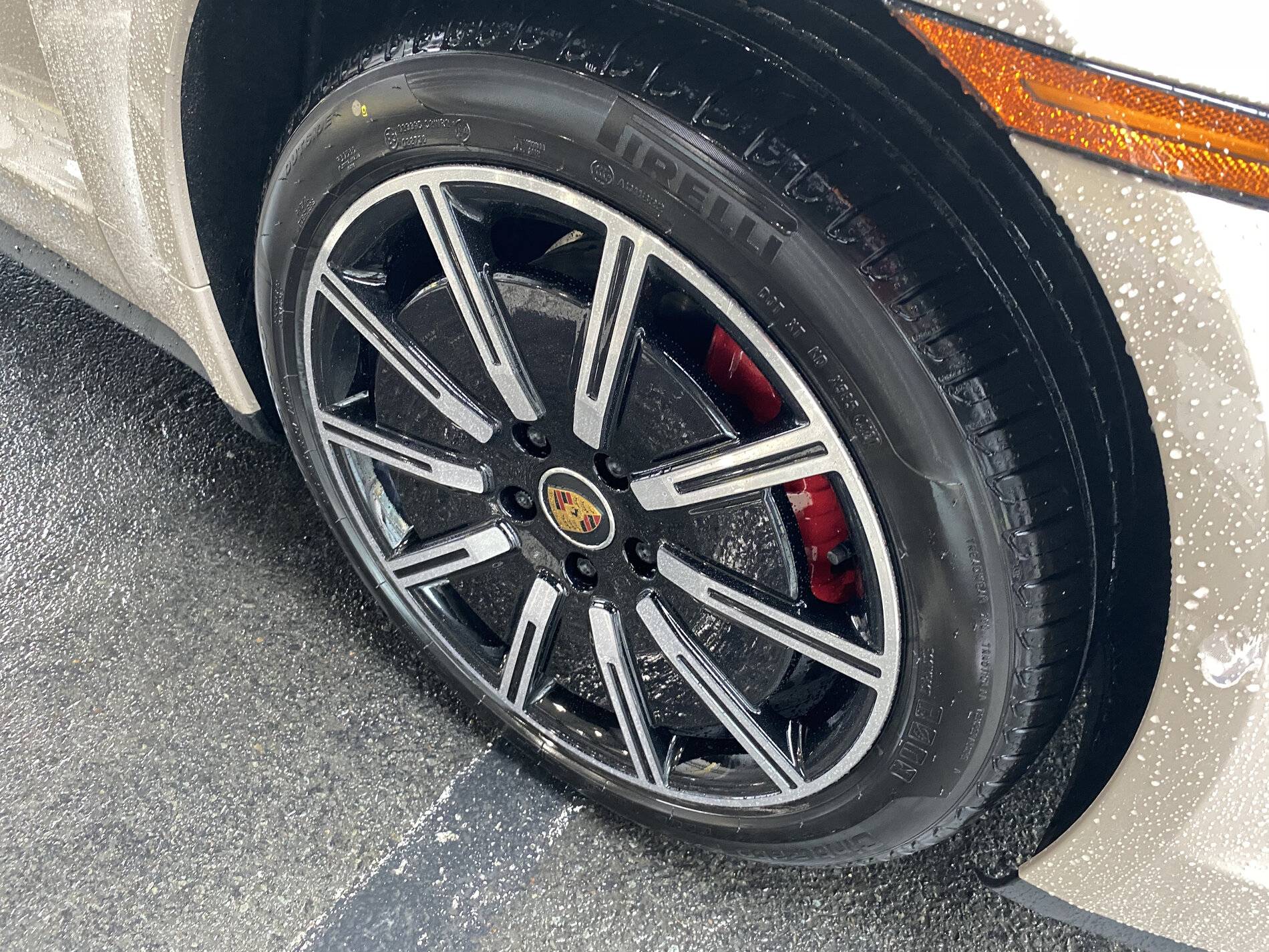 Porsche Taycan COFFEE BEIGE Taycan Club Taycan 4S Coffee Beige 6