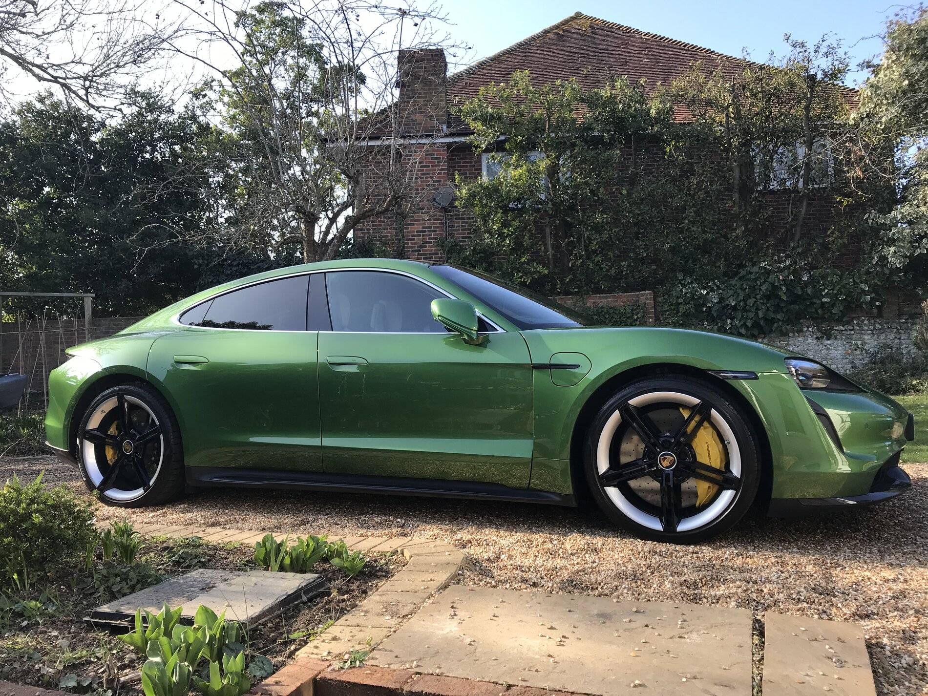 Porsche Taycan How would you spec differently next time? A103EA70-58C8-4FDC-B430-2E6203E3400F