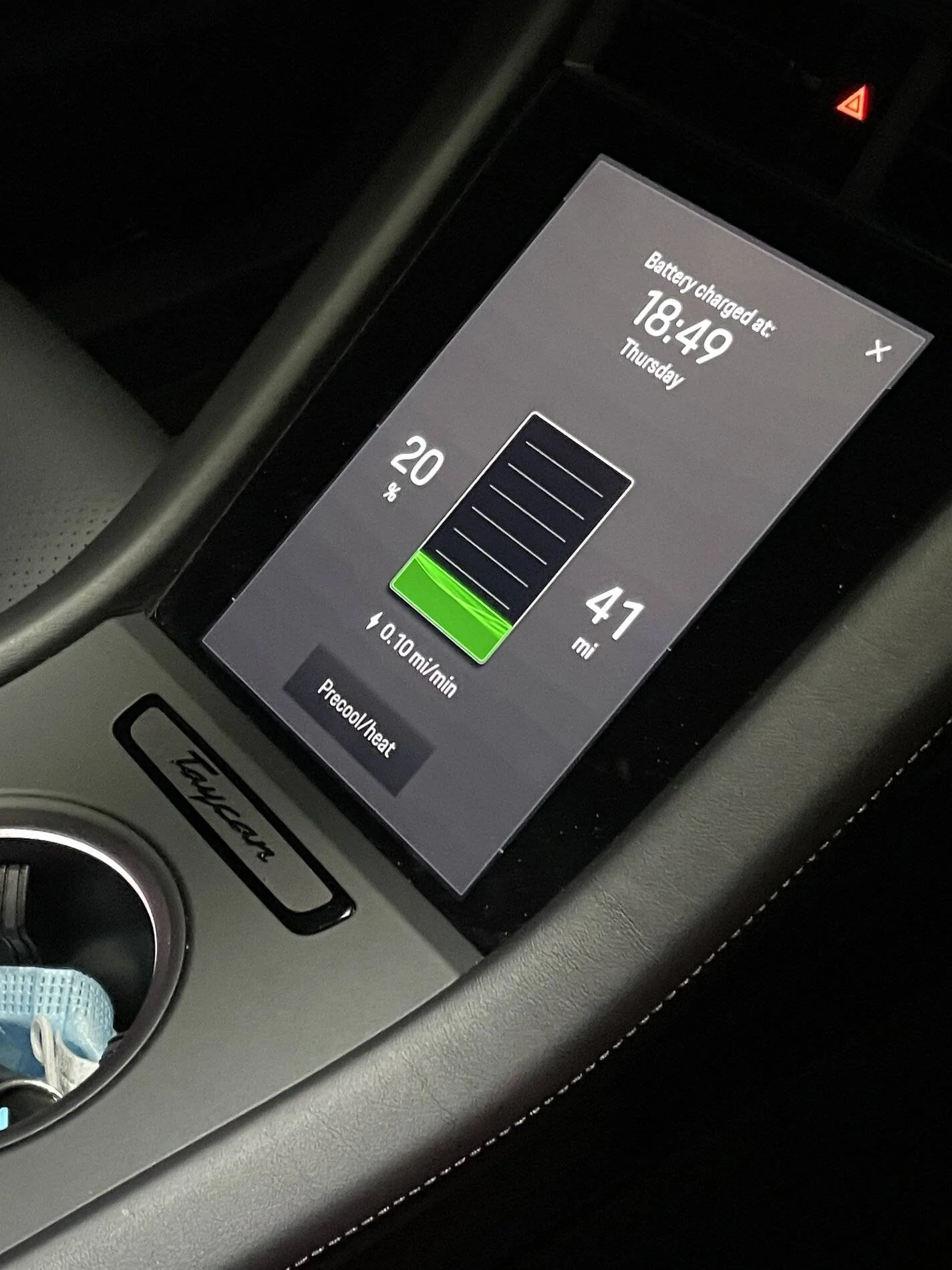 Porsche Taycan UK charging on 7.2kw rolec B8ED67DD-DCB3-4C2B-8D34-B28C118F3342