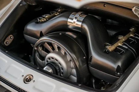 Porsche Taycan Dealer Software Update 9A2DD4FD-3FC2-43B5-BBC2-B7D3D3A9DBEE