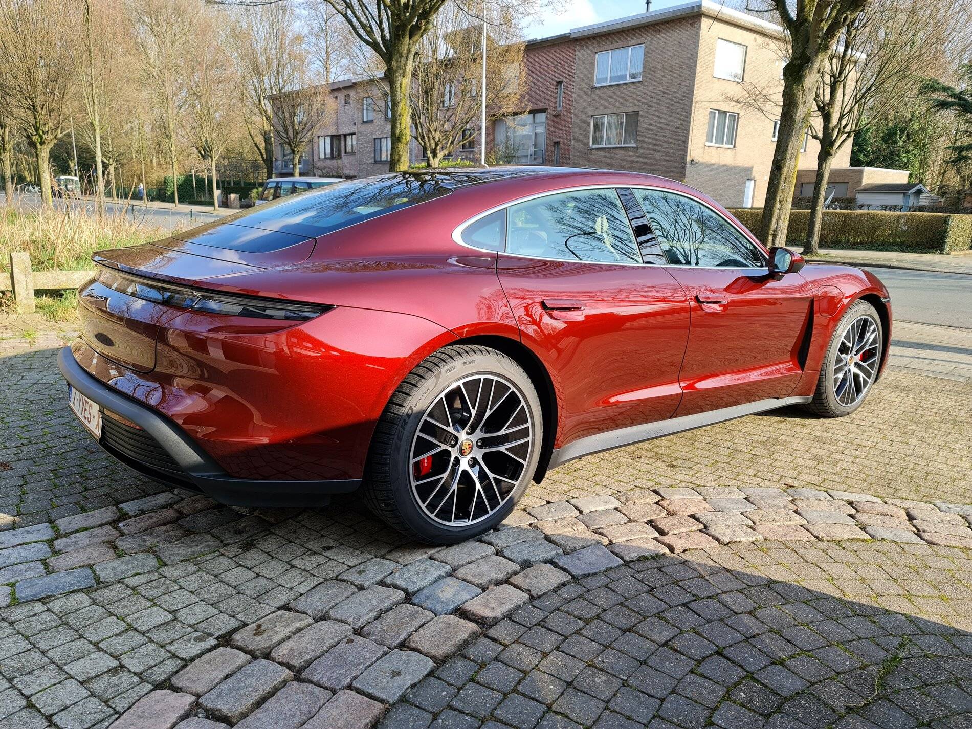 Porsche Taycan CHERRY METALLIC Taycan Club 20210308_154640