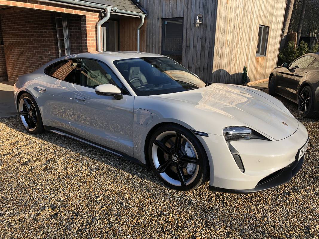 Porsche Taycan 2021 Chalk 4S 44-D34762-D032-41-B3-859-F-2348683781-E1