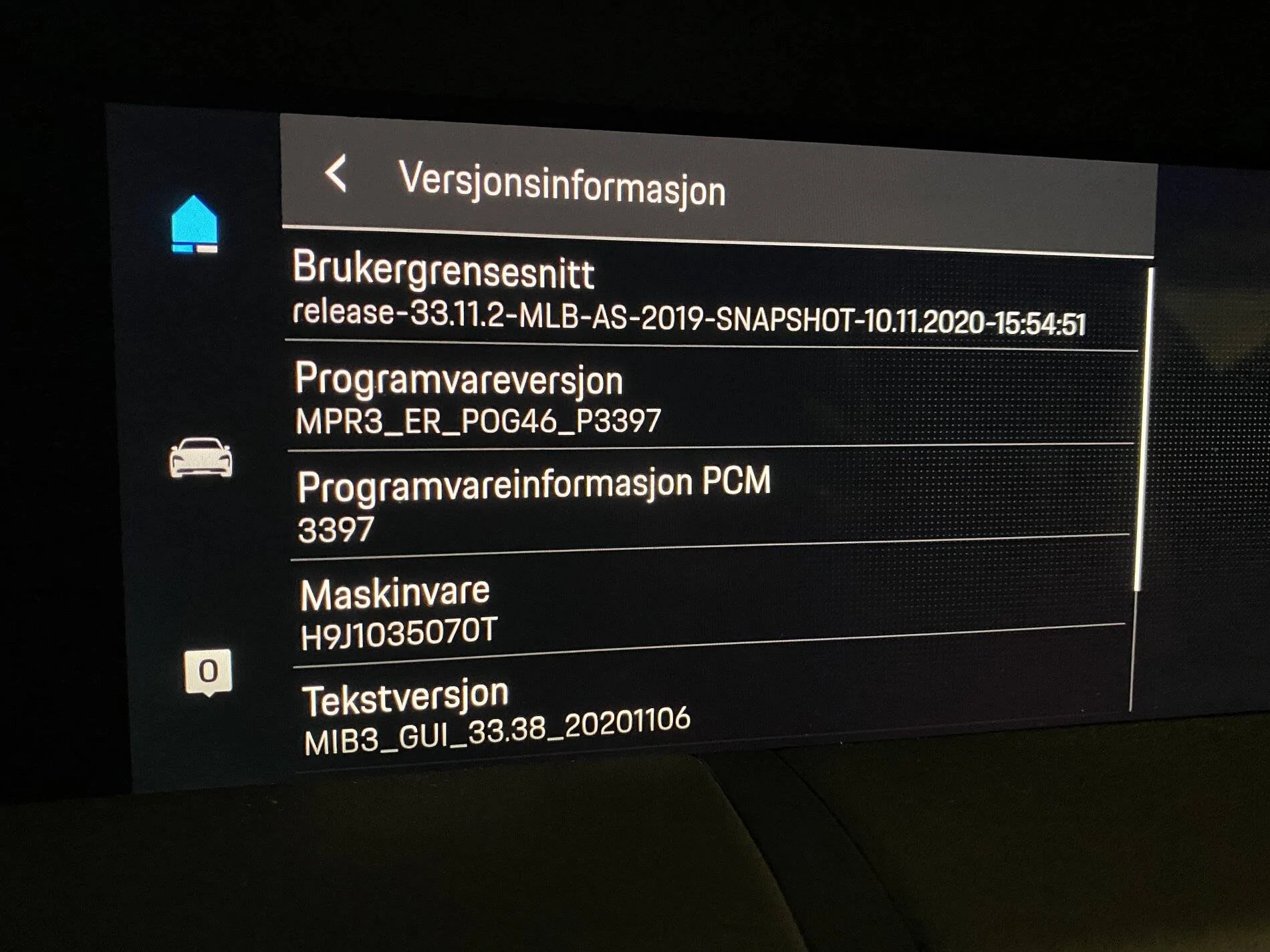 Porsche Taycan Dealer Software Update IMG_9794