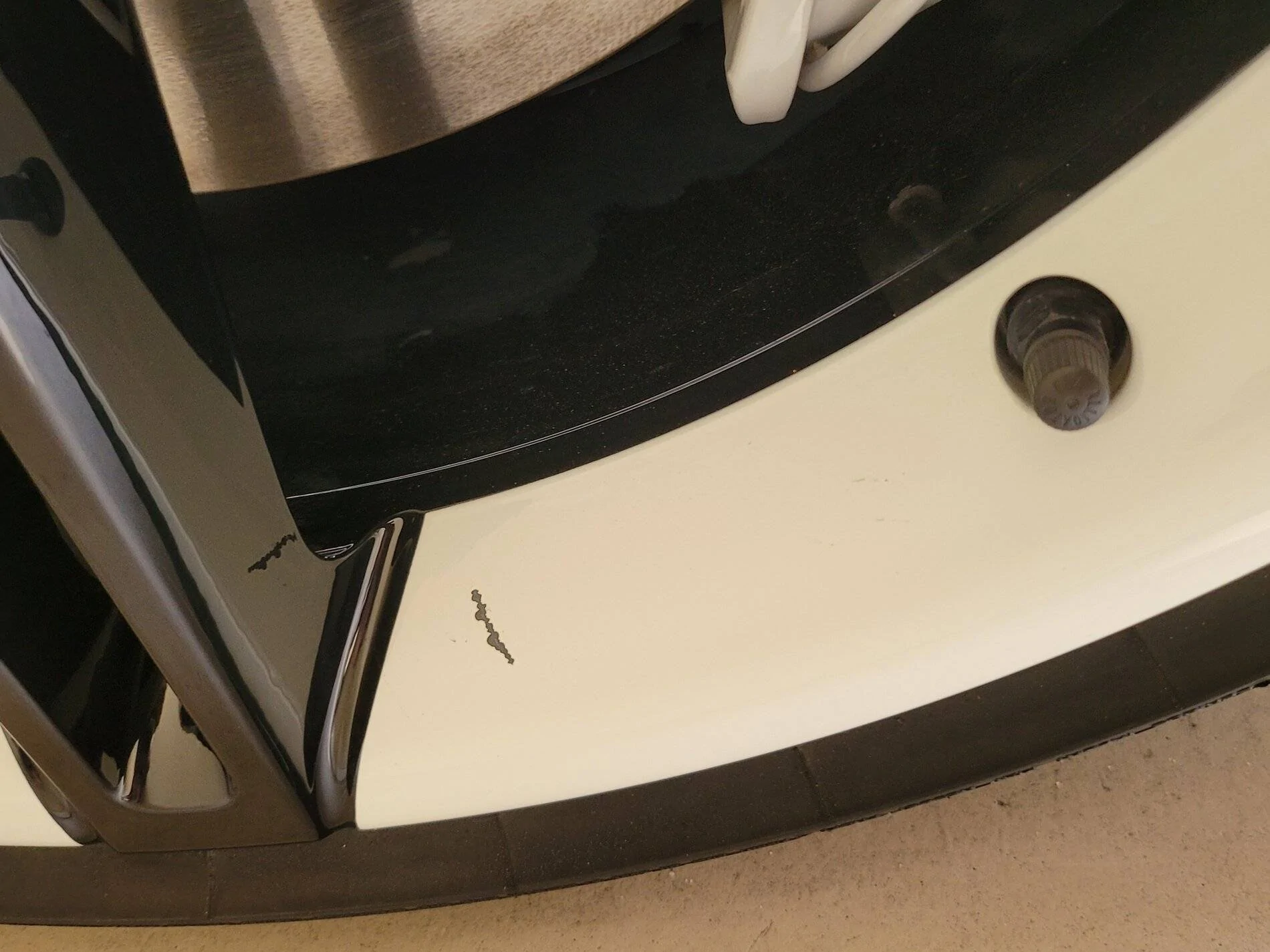 Porsche Taycan General scratches on mission e wheels 20210315_111850