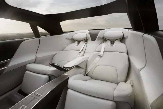 Porsche Taycan Lucid Air Lucid-Air-executive-rear-seats