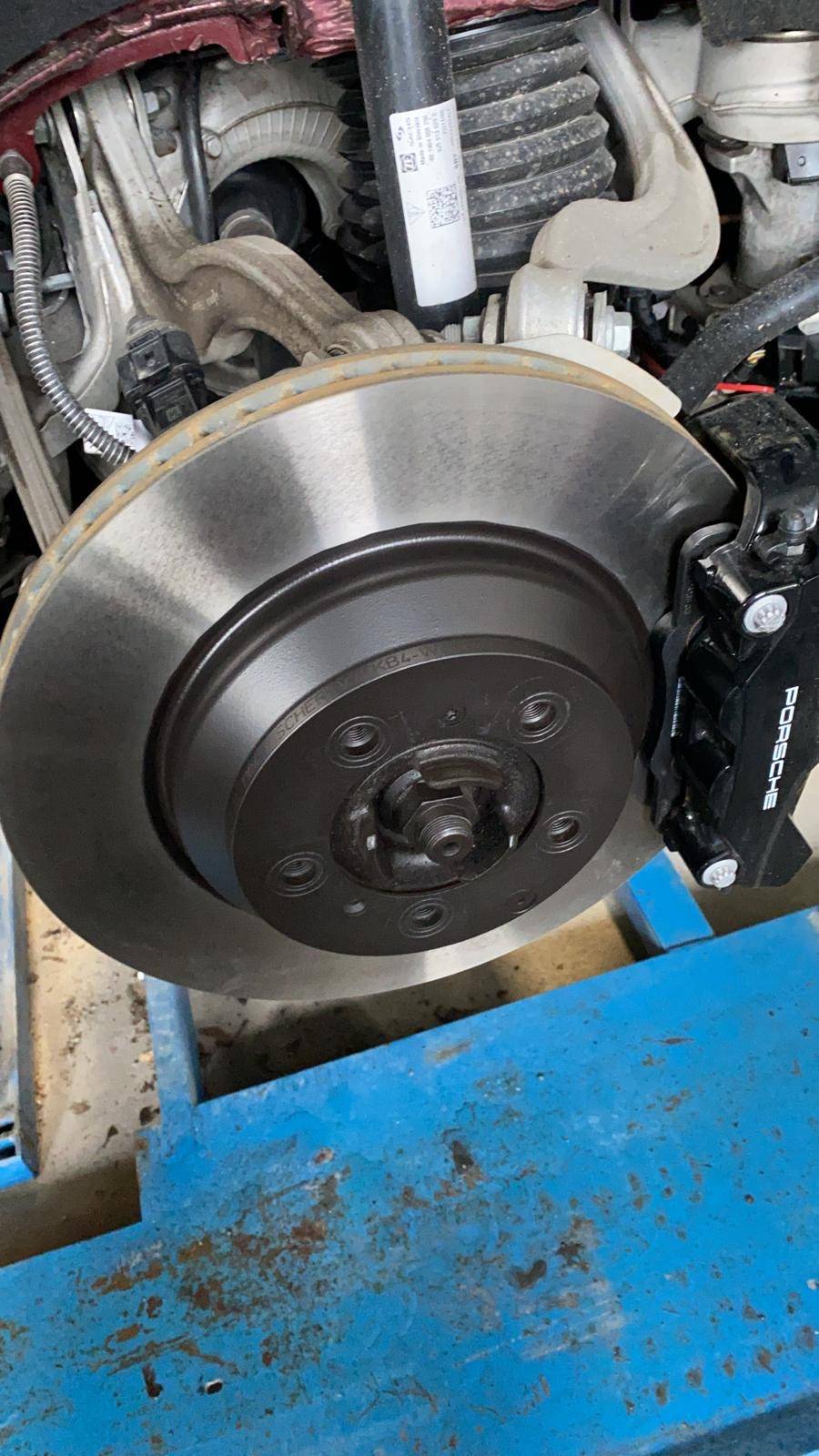 Porsche Taycan Experience with 22" inch wheels on Taycan? 4c68a1a9-26e2-4635-827d-edcc39208b1a
