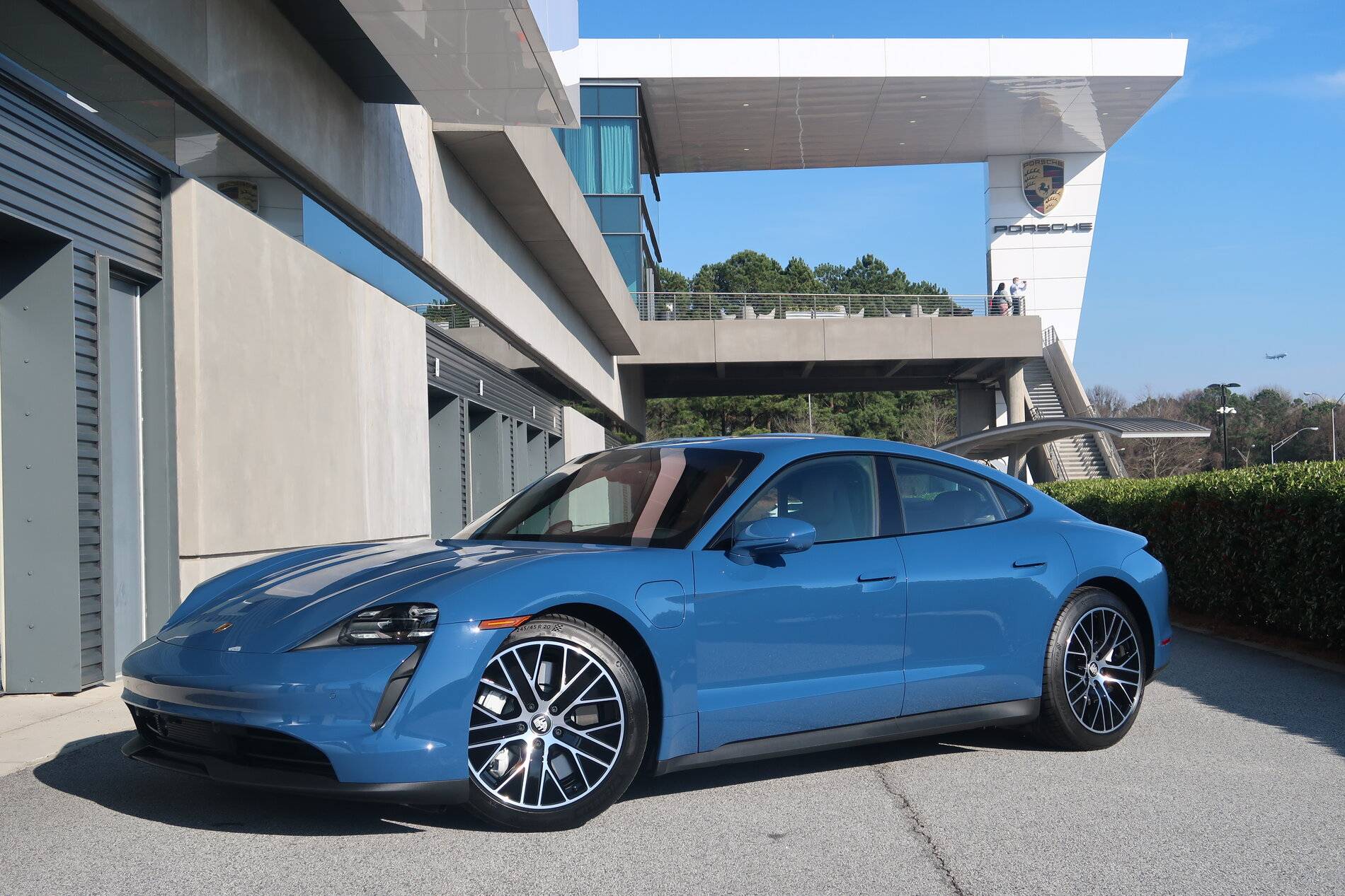Porsche Taycan NEPTUNE BLUE Taycan Club IMG_4416.JPG