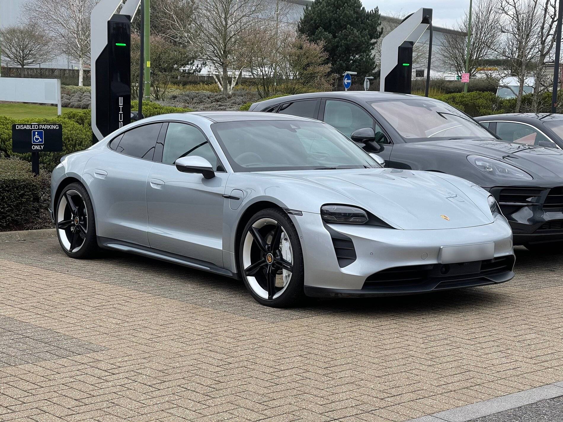Porsche Taycan Taycan RWD Spec Help Taycan Ice Grey Metallic