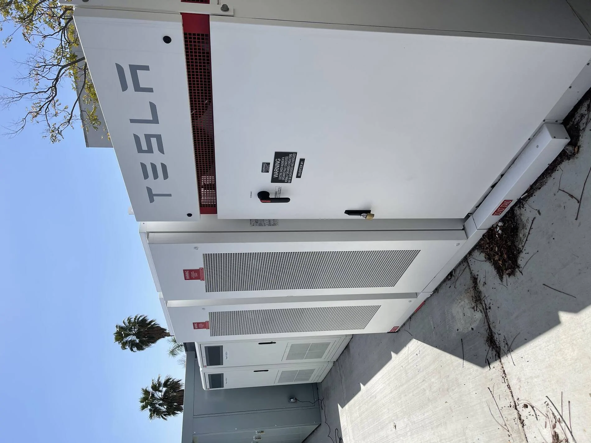 Porsche Taycan Tesla is powering our EA stations! tempImageaCvQQU