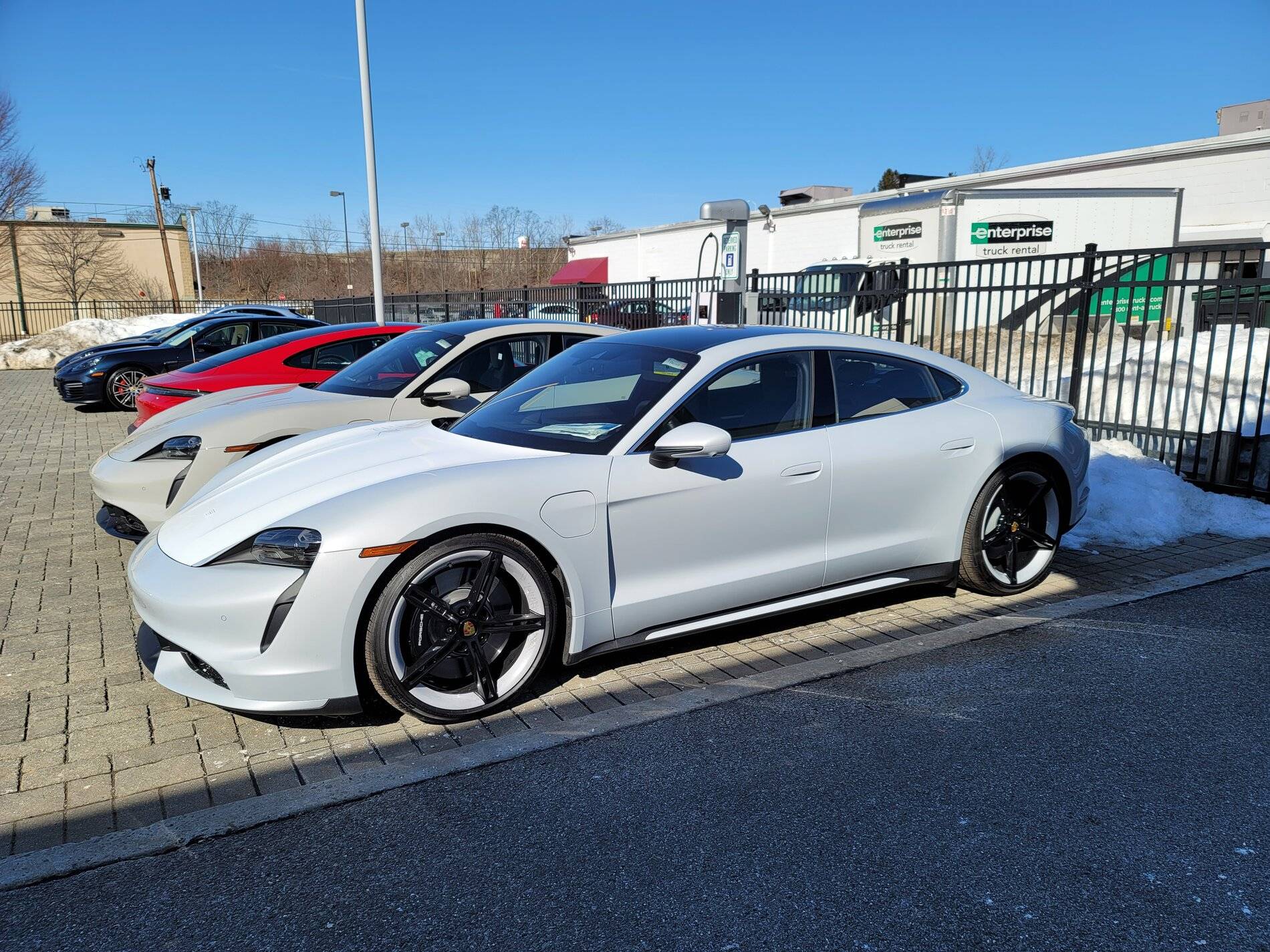 Porsche Taycan About to order - Config check 20210226_132453