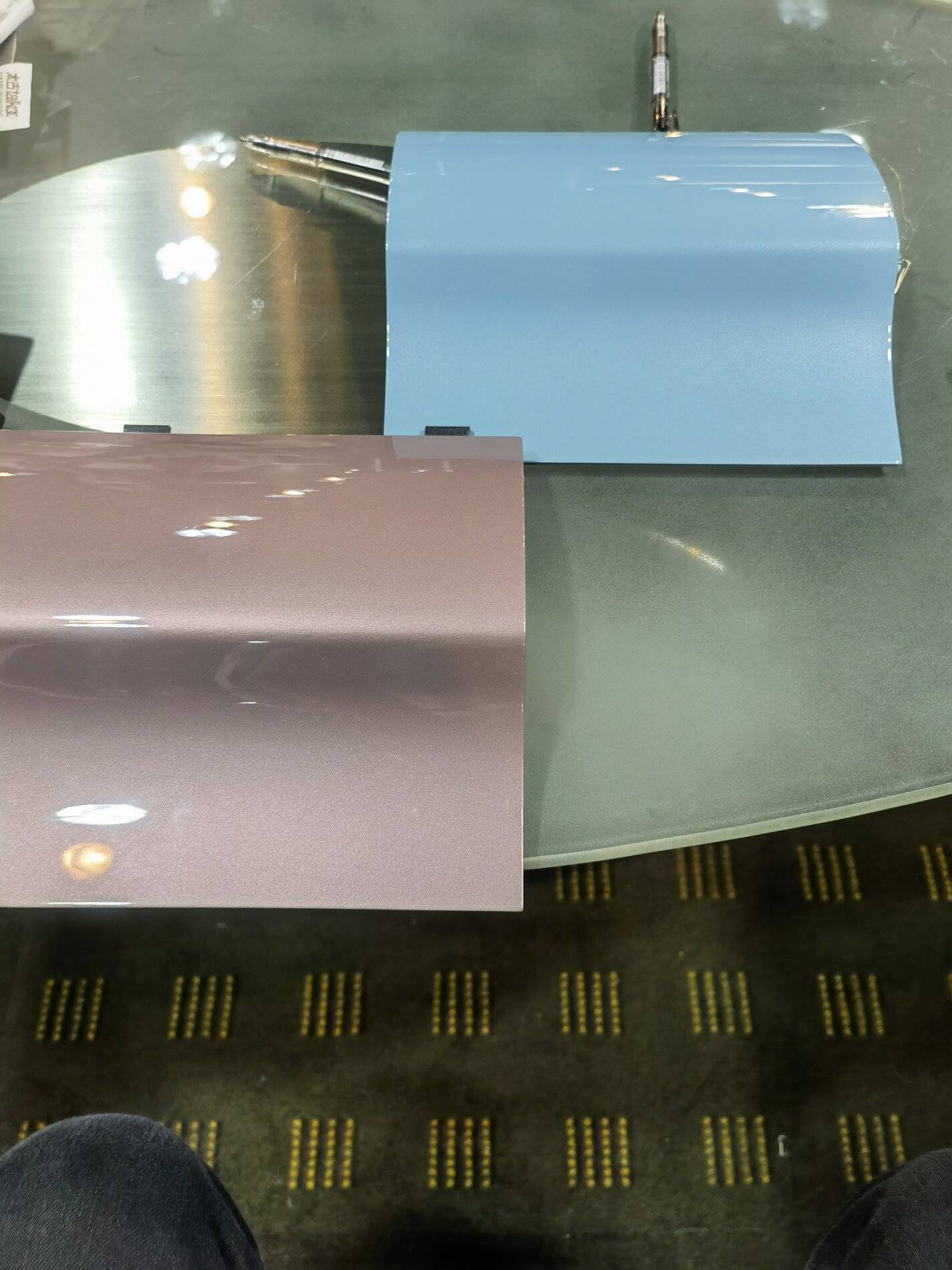 Porsche Taycan Color Choice (Frozen Blue or Frozen Berry) IMG_20210321_151130