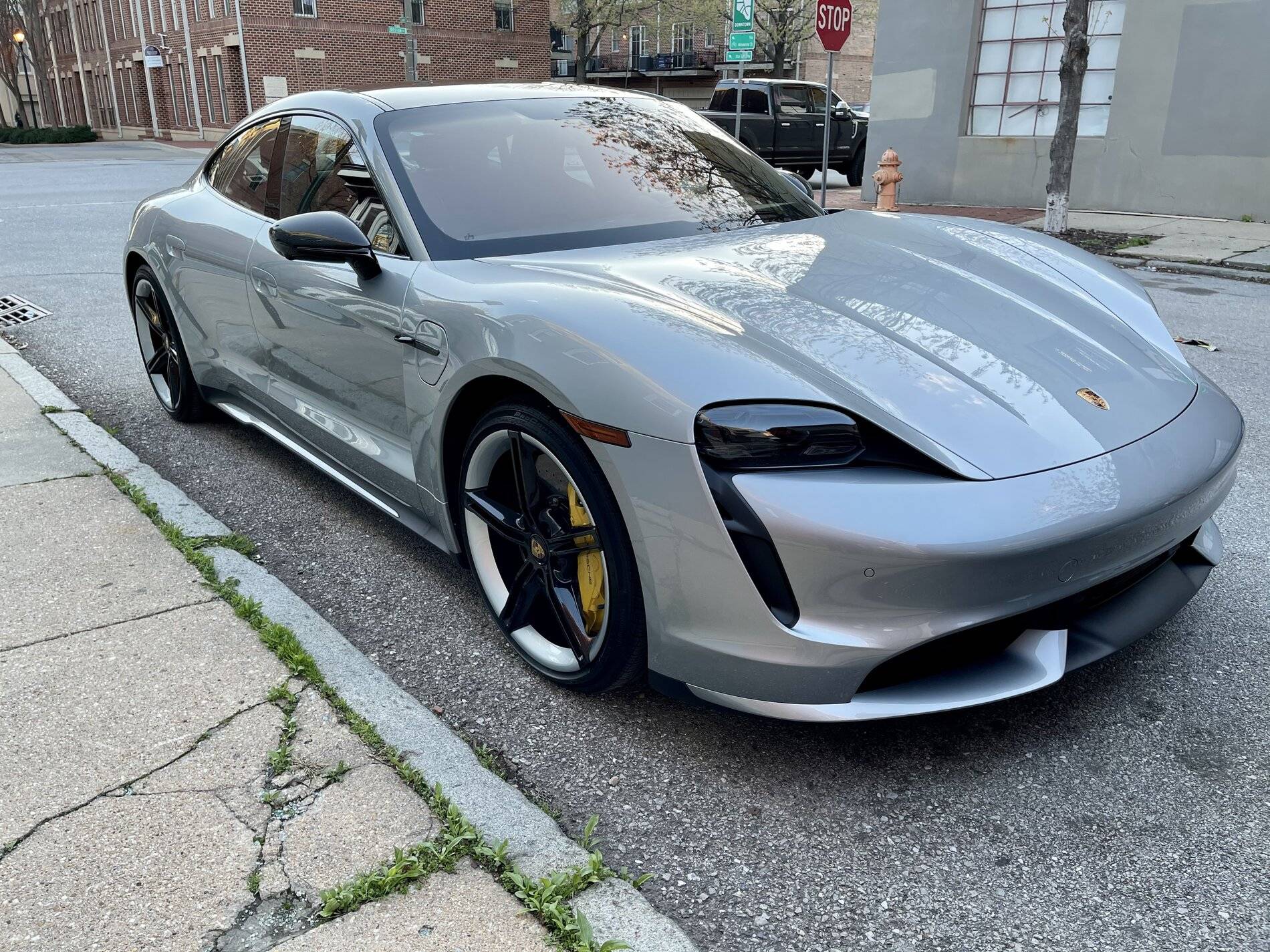 Porsche Taycan Anyone in the US take delivery recently? 29A4F71B-162C-4567-9883-32714BAD31FD