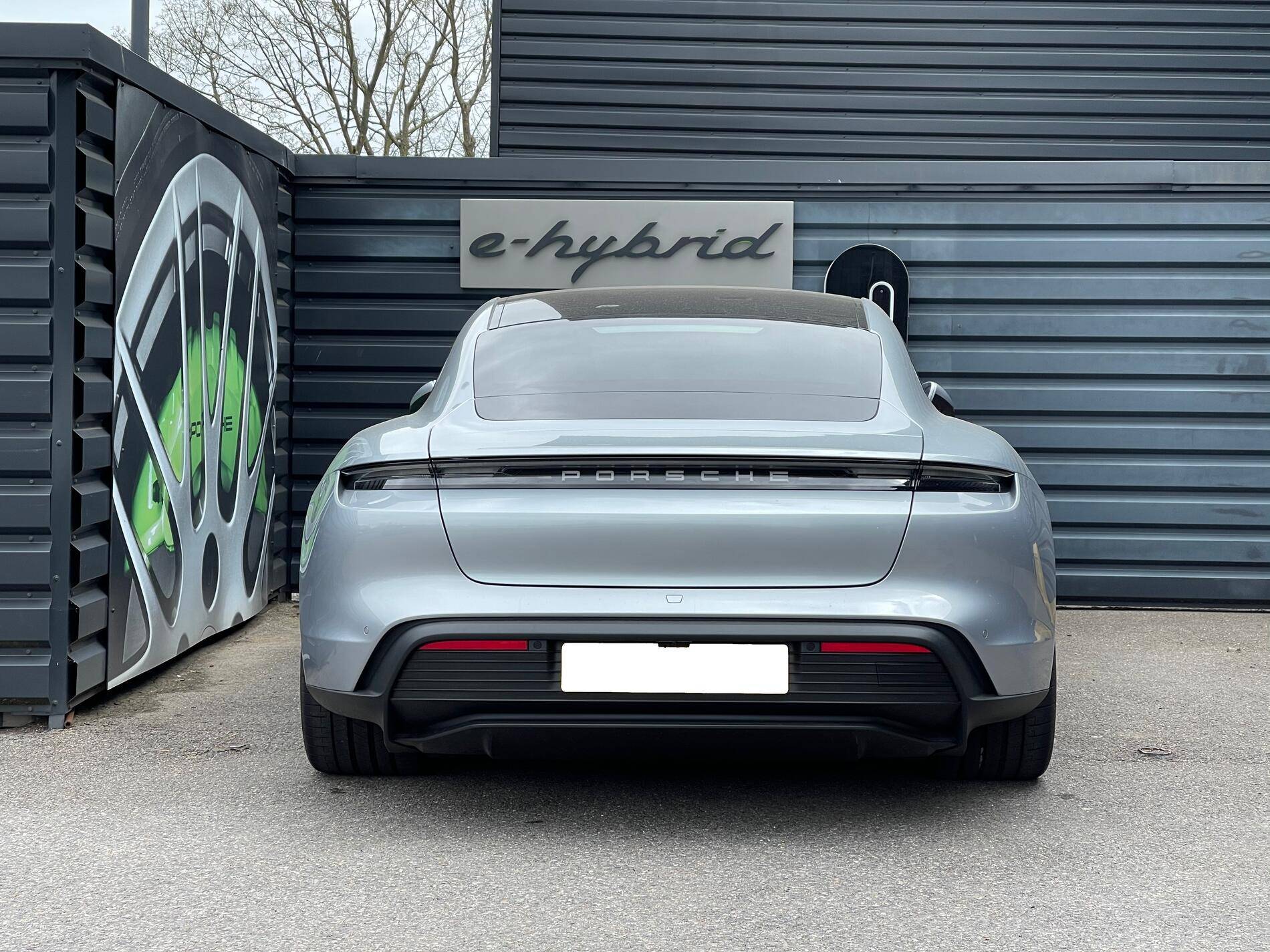 Porsche Taycan ICE GREY Taycan Club IMG_4573