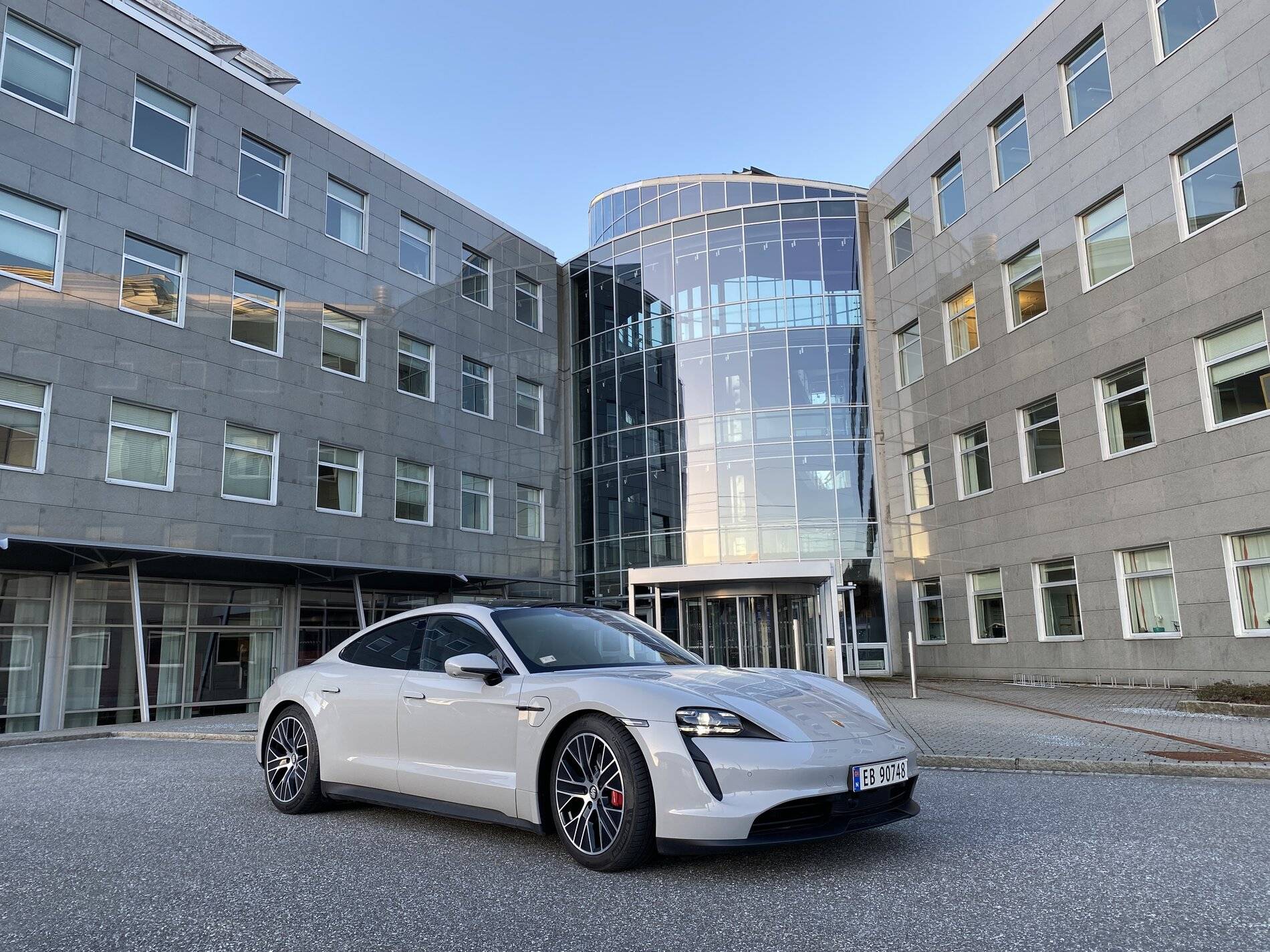 Porsche Taycan Location! Location! Location!  Post Artistic Photos of Your Taycan with Scenery IMG_0163.JPG
