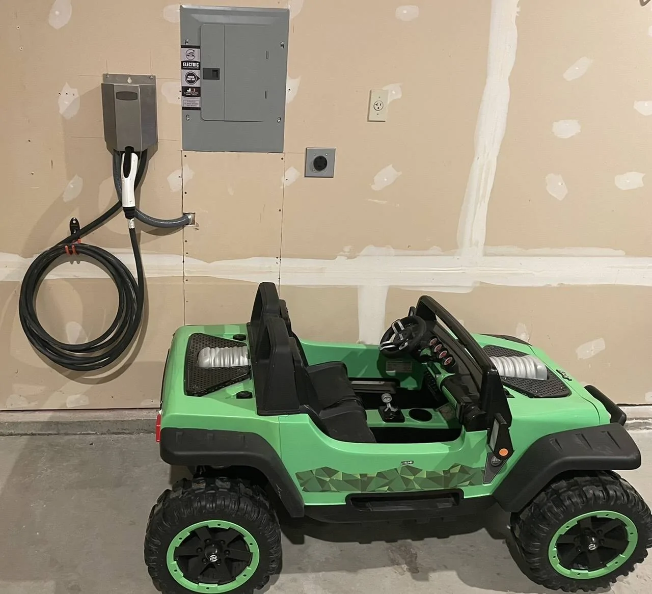 Porsche Taycan Show your home charging setup for your Taycan 0B453284-B4A1-4B1A-BB4F-5FA300D4EA89