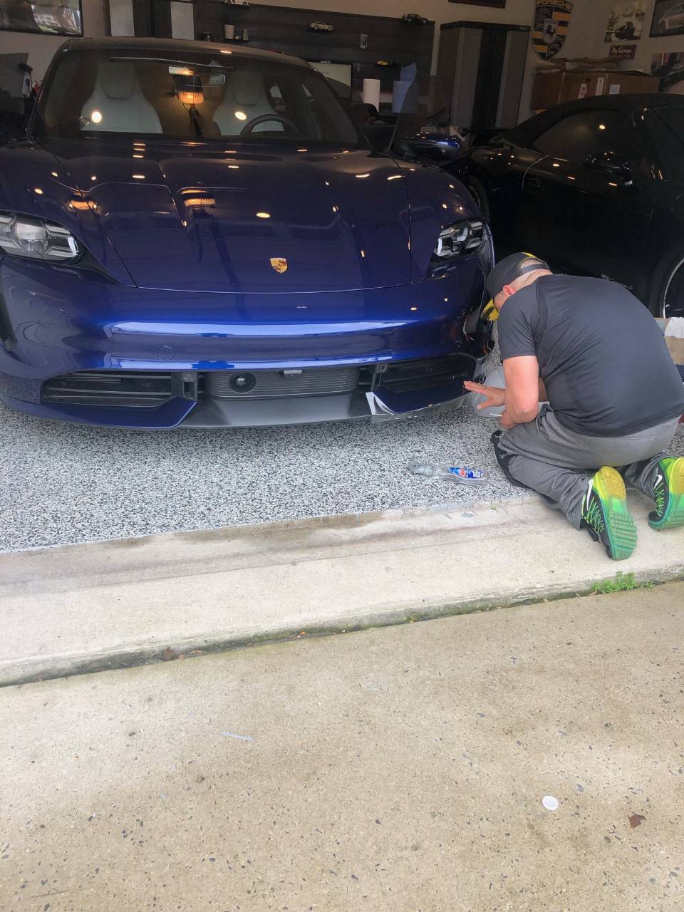 Porsche Taycan Sport design side skirt install after purchase? thumbnail_image1