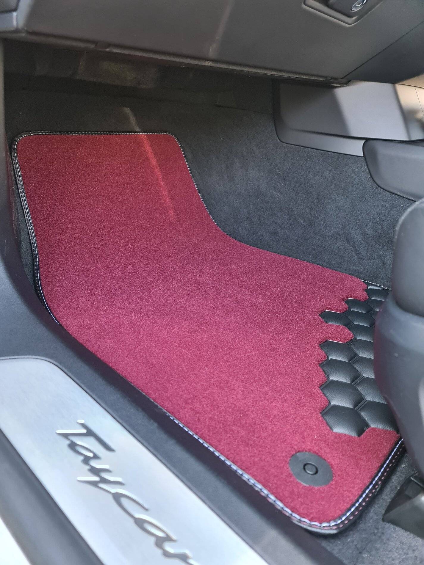 Porsche Taycan Car Mats by carmats4u 20210415_104818
