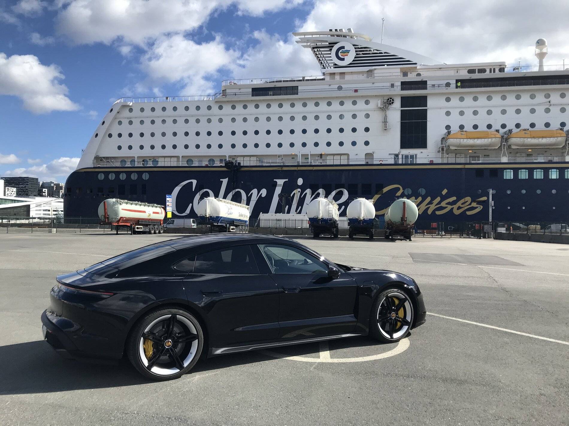 Porsche Taycan Location! Location! Location!  Post Artistic Photos of Your Taycan with Scenery 1618493604686