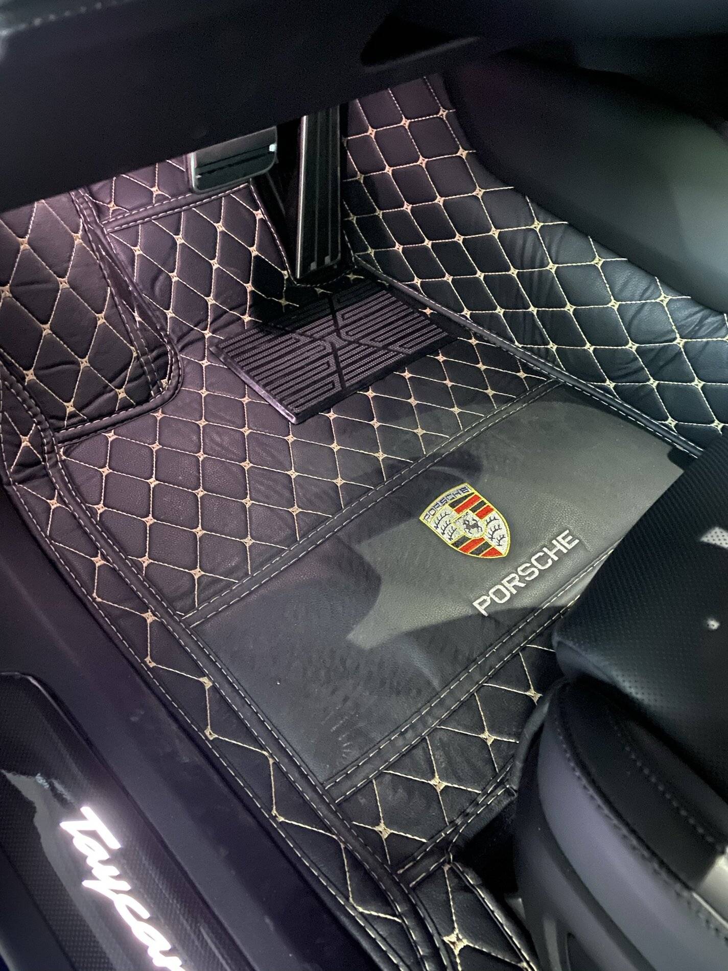 Porsche Taycan Vegan floor mats FC808F74-7920-4F0A-9F28-5F10531CD823
