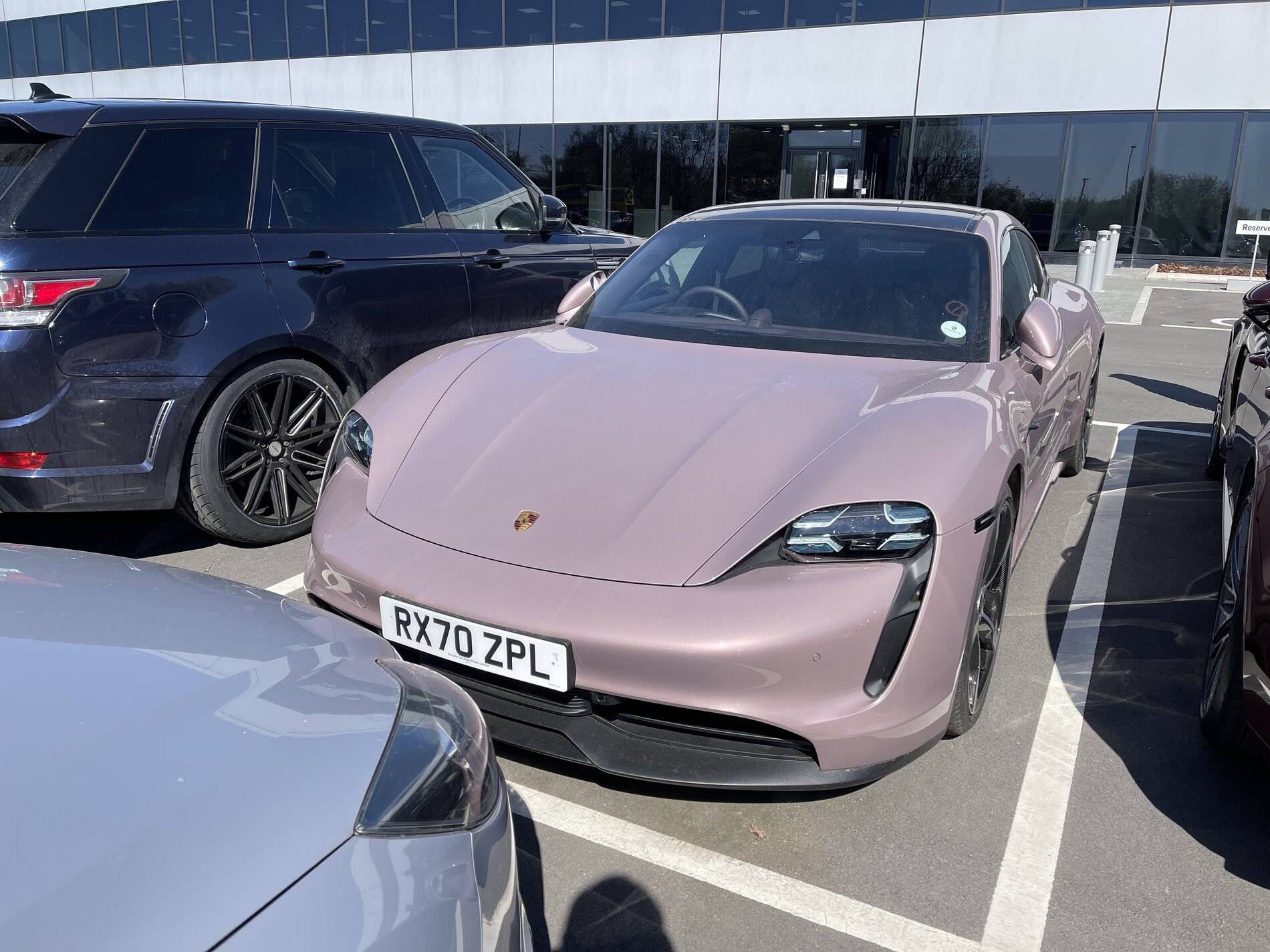Porsche Taycan FROZEN BERRY METALLIC Taycan Club IMG_4808