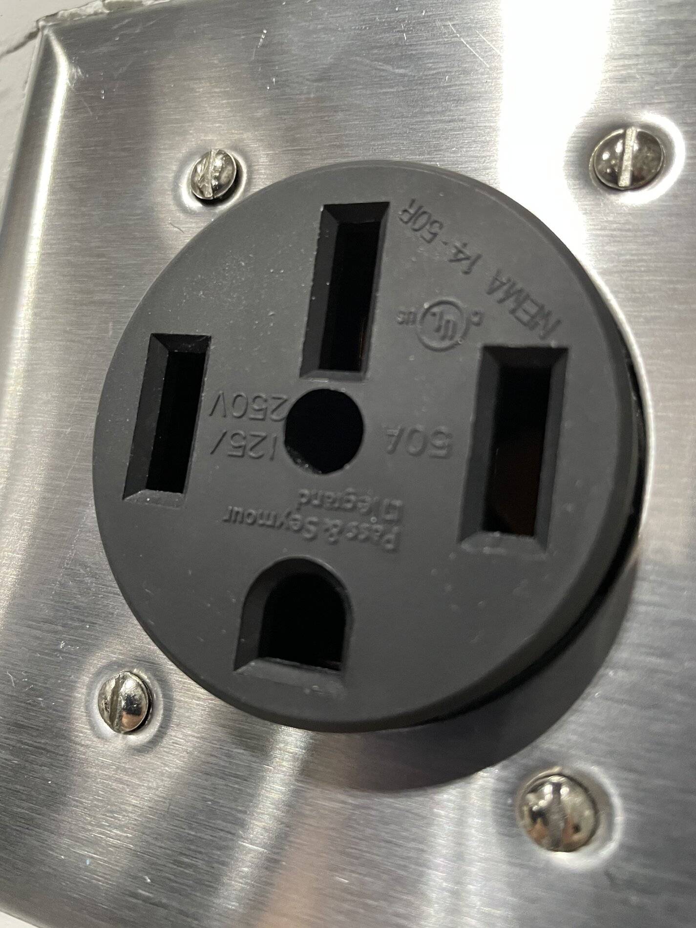 Porsche Taycan What Brand NEMA 14-50 Outlets to Get or Watch Out For? IMG-0851
