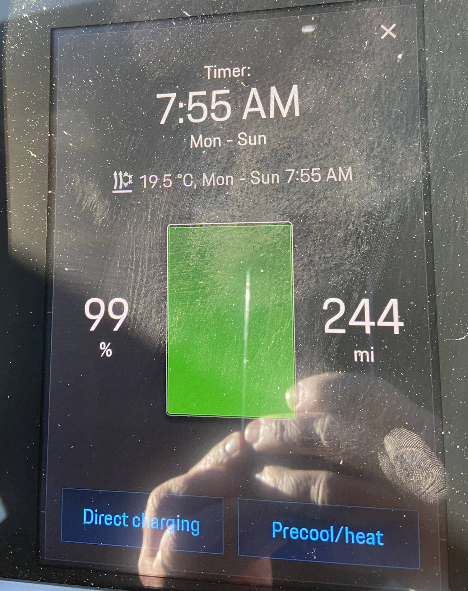 Porsche Taycan 100% charge showing 175 mile range Screenshot 2021-04-23 at 09.26.22