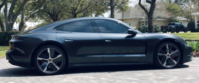 Porsche Taycan Volcanic Grey IMG_0974