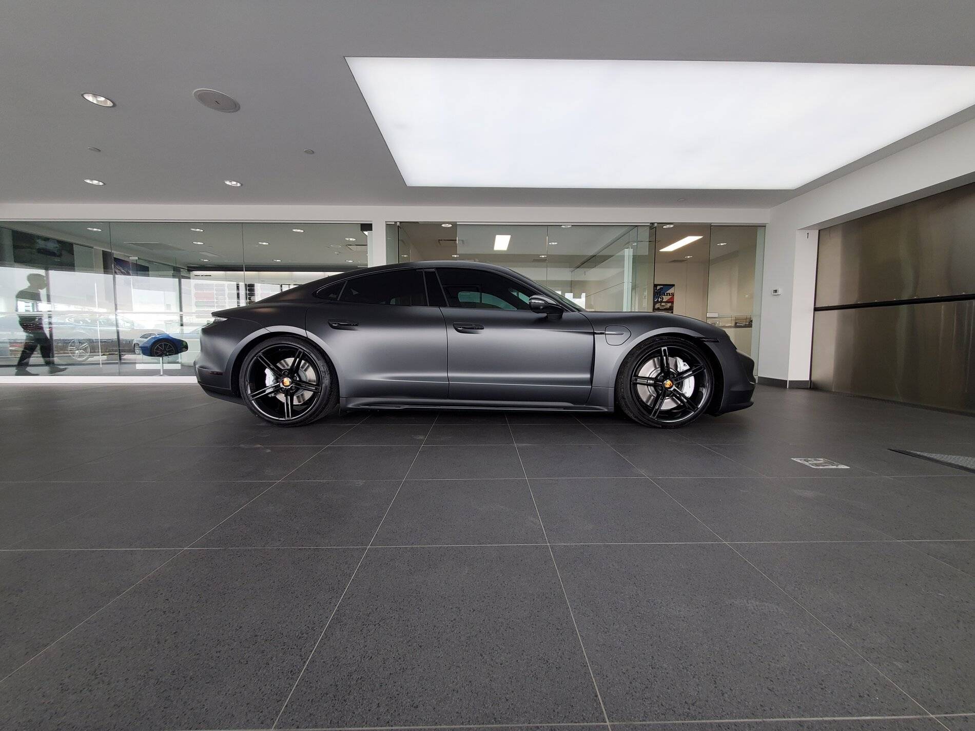 Porsche Taycan VOLCANO GREY Taycan Club 20210410_131336