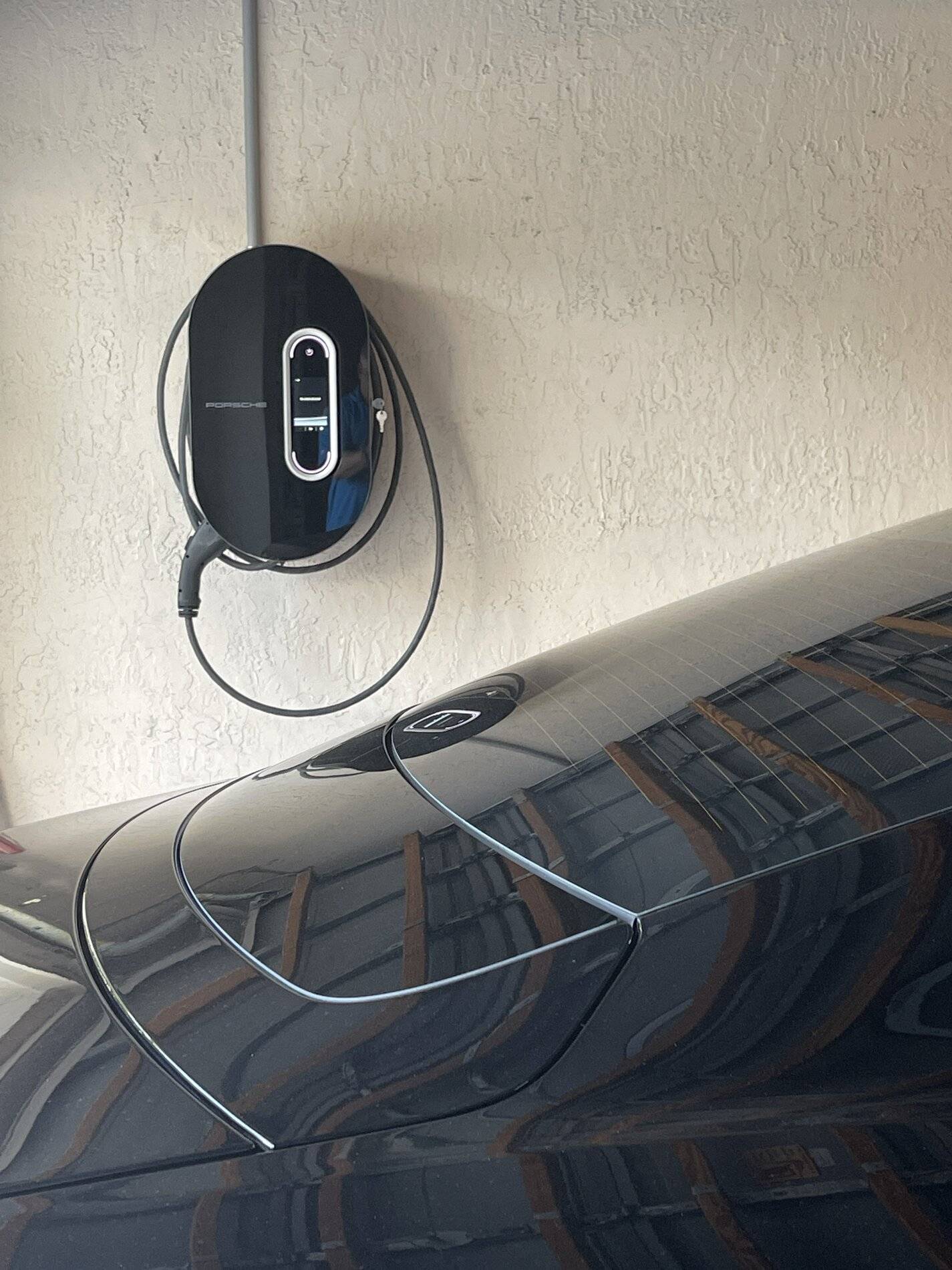 Porsche Taycan Show your home charging setup for your Taycan IMG_3787.JPG