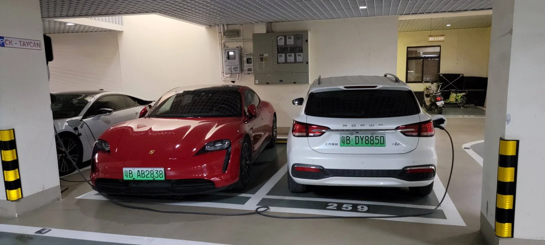Porsche Taycan Show your home charging setup for your Taycan 20210322_145727