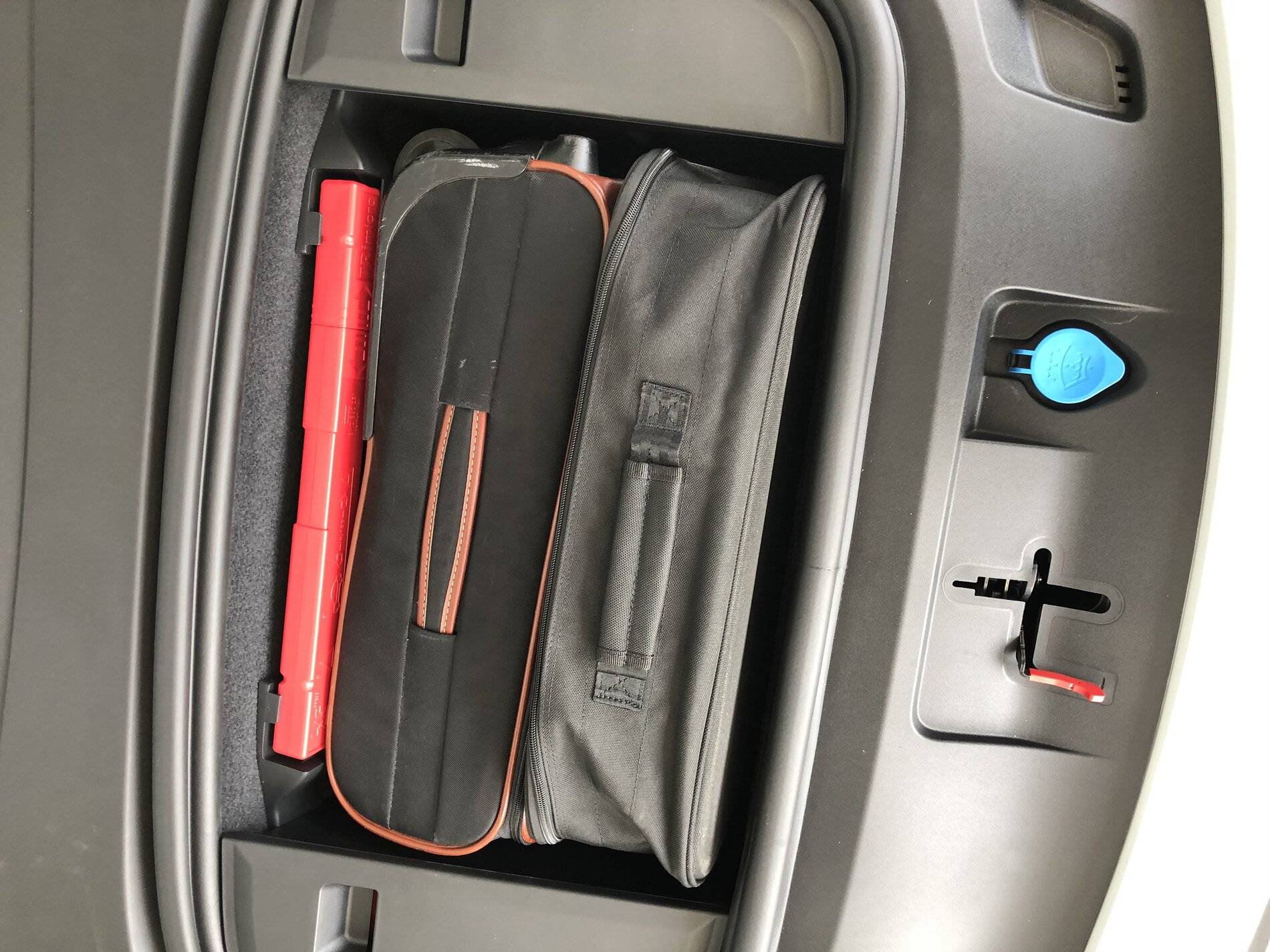 Porsche Taycan Can you fit 2 large check in luggage bags in the trunk? 282258C5-6E84-4460-B4F3-F3C1FD4A20BA
