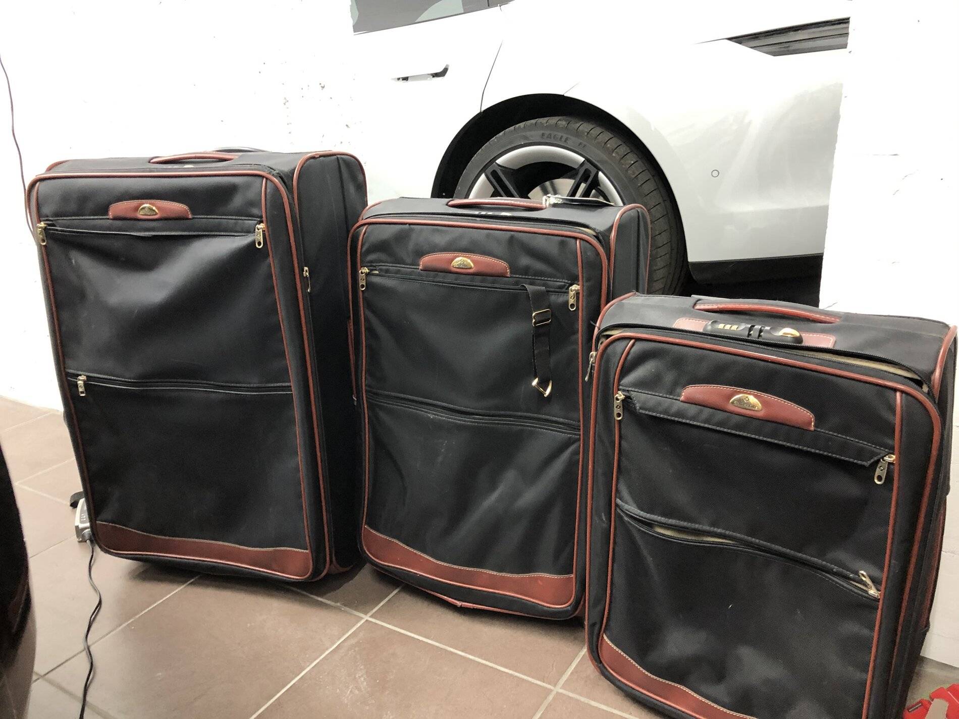 Porsche Taycan Can you fit 2 large check in luggage bags in the trunk? CB82C315-1C23-4860-939C-81D983E32F14